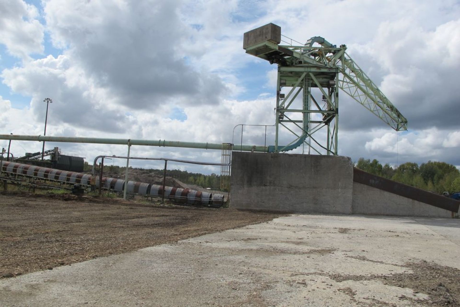 AIR/CHIP BLOWER PIRE FROM OUTSIDE AIR TO COBRA CHIP TOWER BASE (APPROX 300' OF PIPE AND 5 SUPPORT - Image 8 of 8