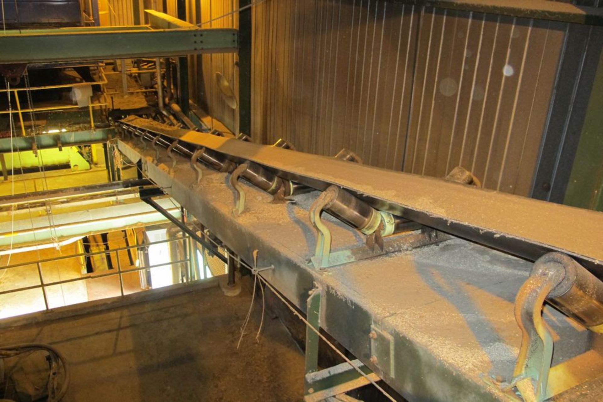 REXNORD 30"W RUBBERT BELT TROUGH CONVEYOR, APPROX 40'L W/5HP MOTOR/GEARBOX, INCL SUPPORT BEAMS ( - Image 2 of 2