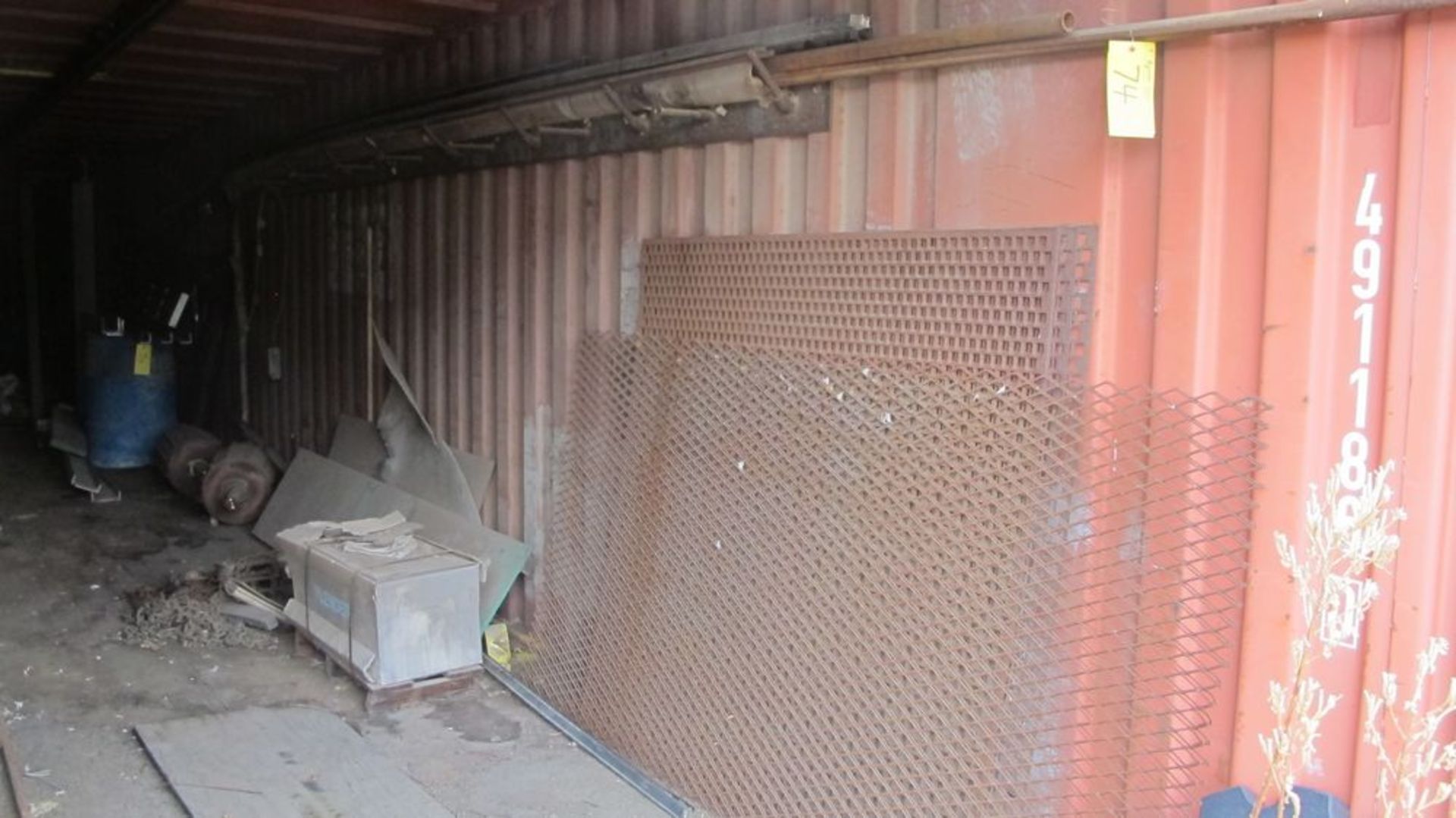 40' STORAGE CONTAINER (W/PART CONTENTS FOR DEBARKING LINE, SHED, PARTS AND STEEL IN AREA AROUND - Image 4 of 15