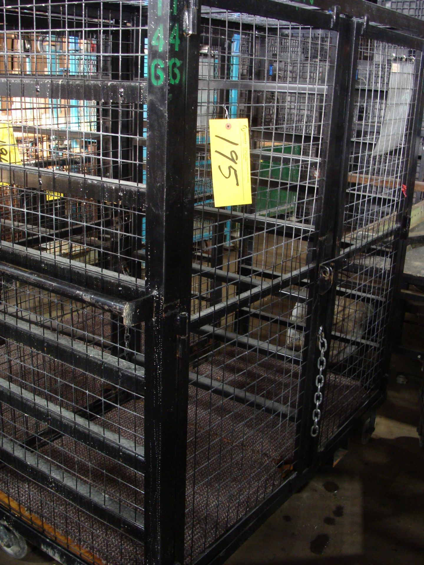 62" X 30" X 68" PORTABLE WIRE CAGE