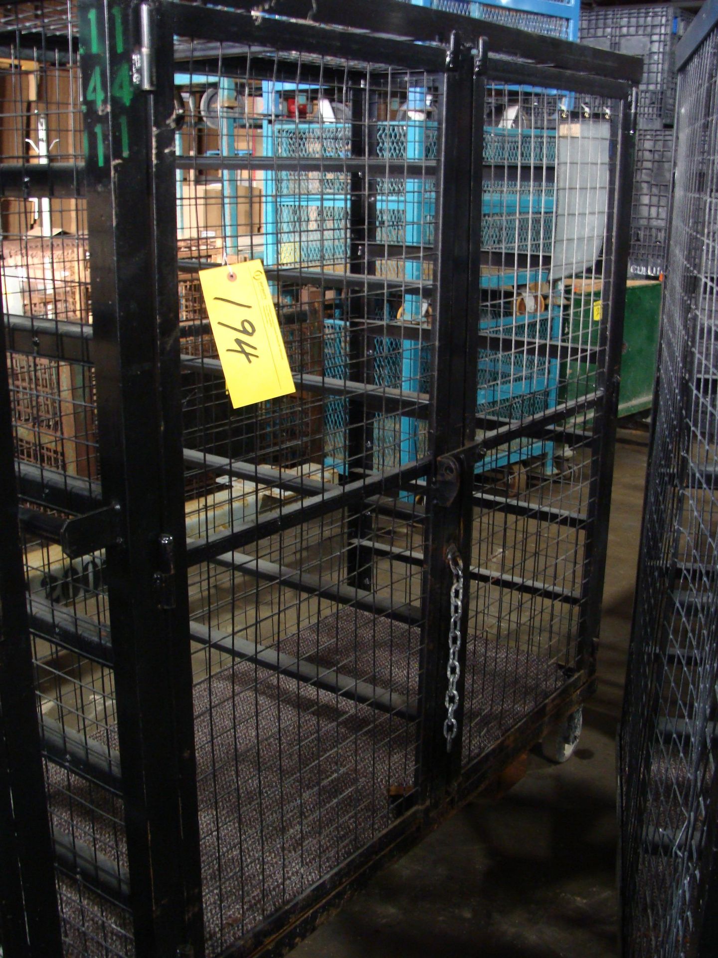 62" X 30" X 68" PORTABLE WIRE CAGE