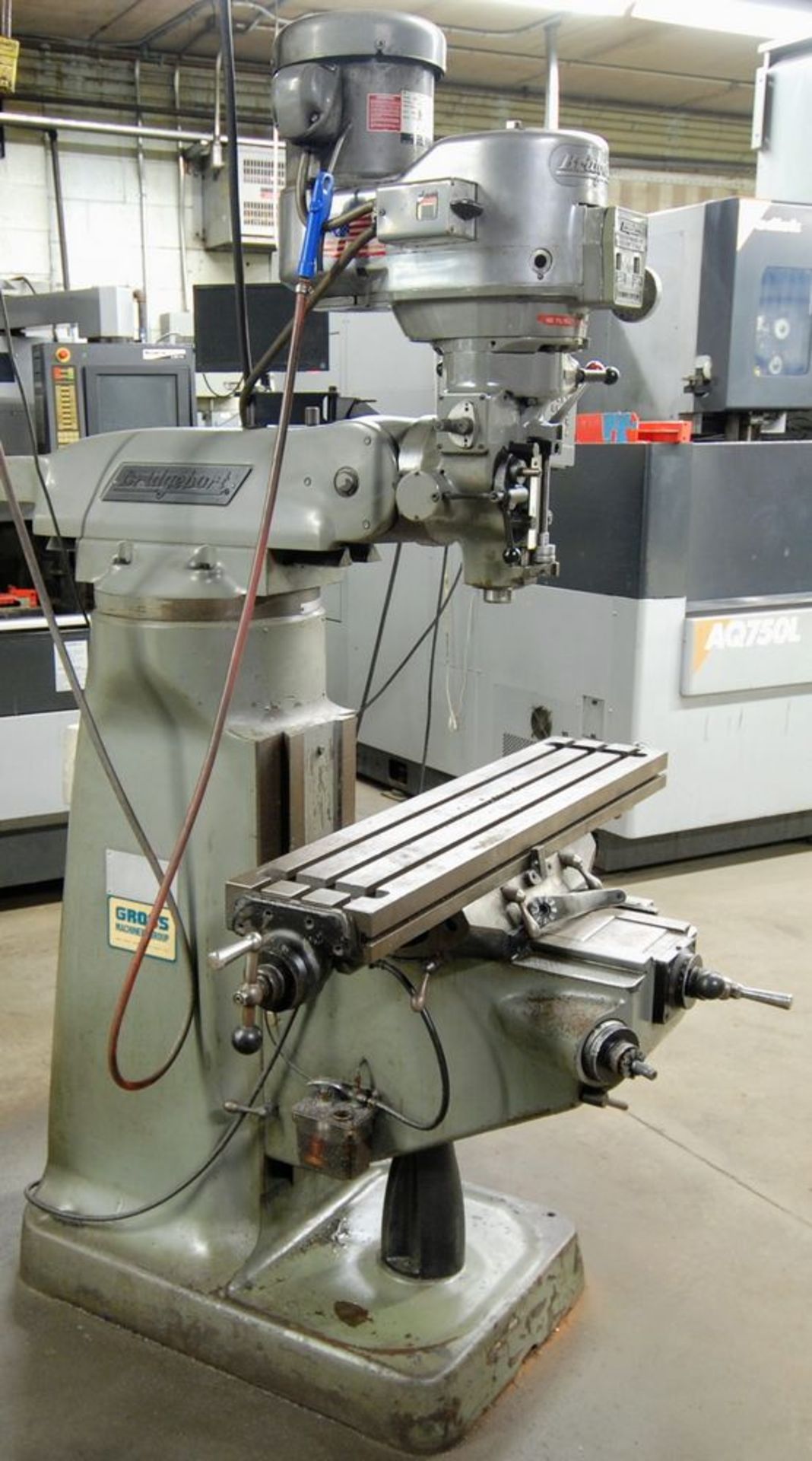 BRIDGEPORT Vertical Milling Machine, 9” x 42” Table, Heidenhain 2-Axis DRO, 2HP, 4,200 RPM - Image 3 of 7