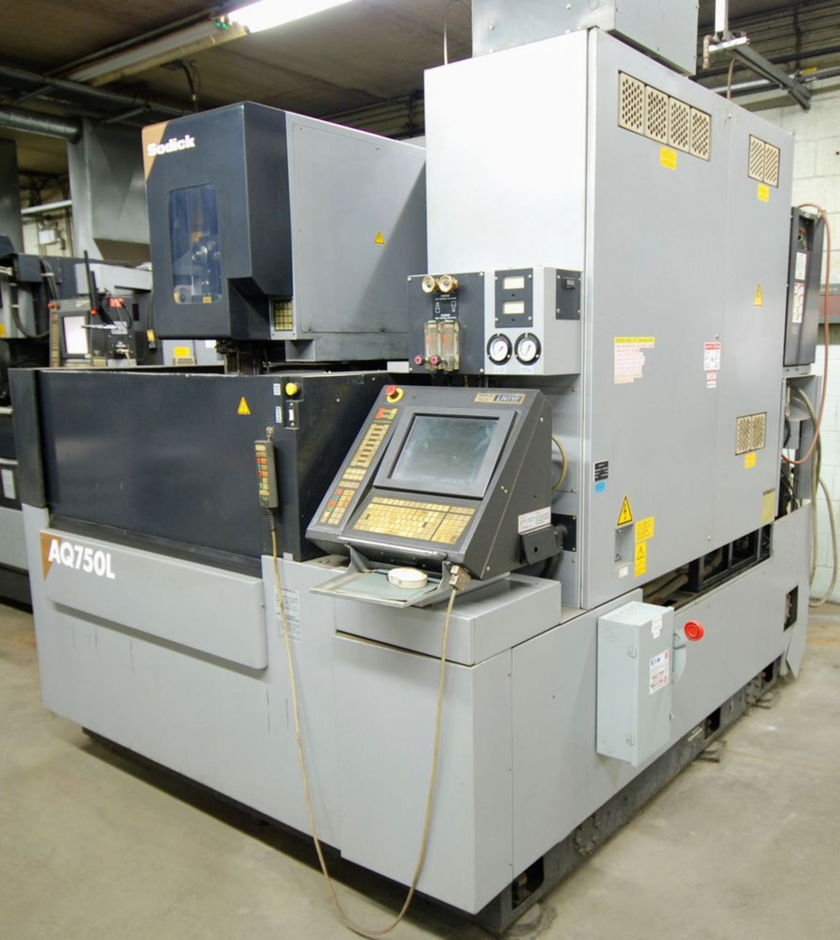 2002 SODICK AQ750L Wire EDM, LN1W Control, s/n 9058, Travels: X-29.5”, Y-19.6”, Z-15.7”, 3,300lb Max - Image 4 of 14