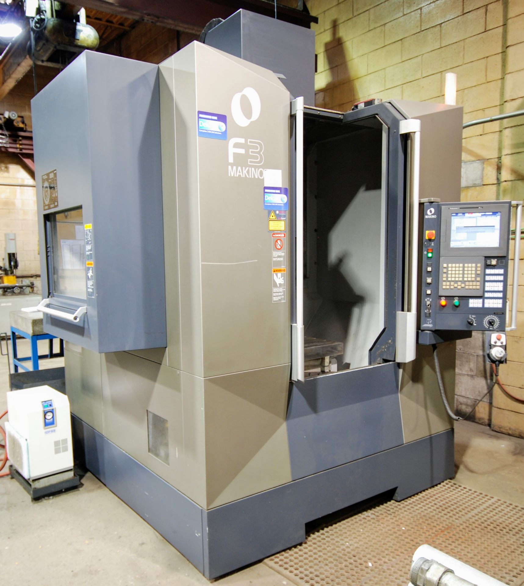 2012 MAKINO F3 CNC Vertical Machining Center, s/n V140342, 20” x 34” Table (850mm x 500mm), Makino - Image 2 of 23