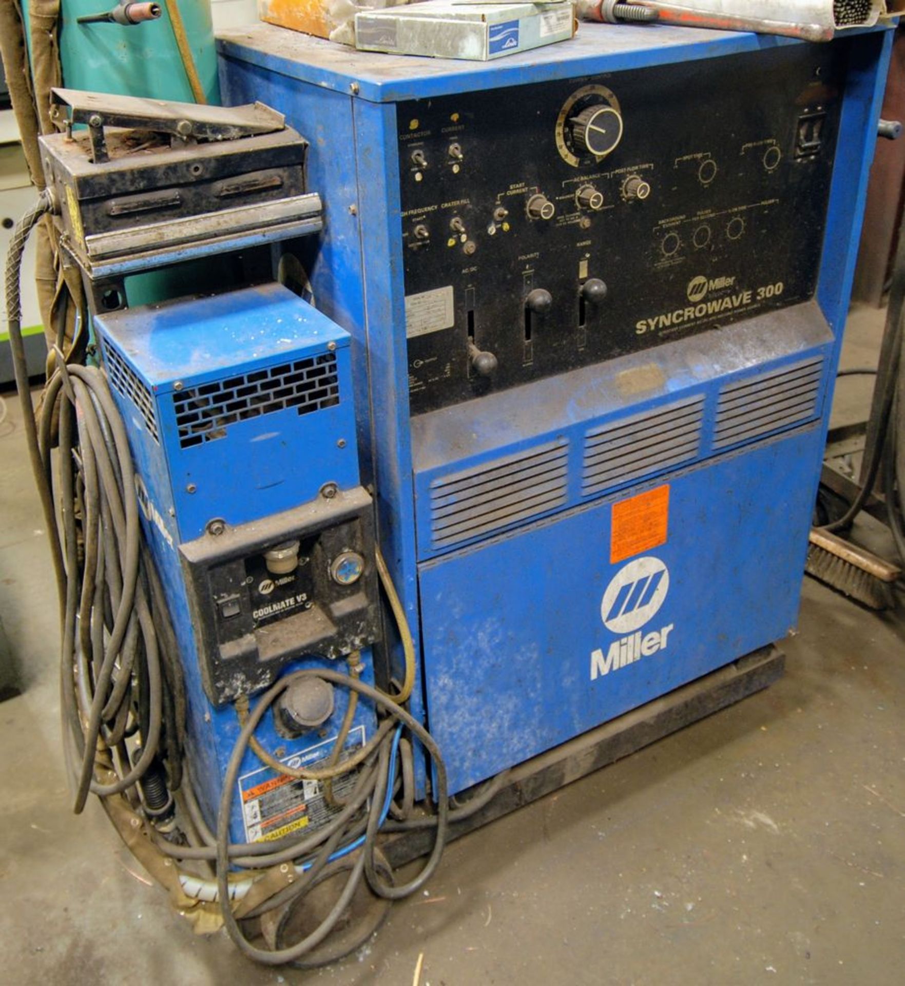 MILLER Syncrowave 300 Welder w/ Miller Coolmate V3 Cooling Unit - Image 2 of 3