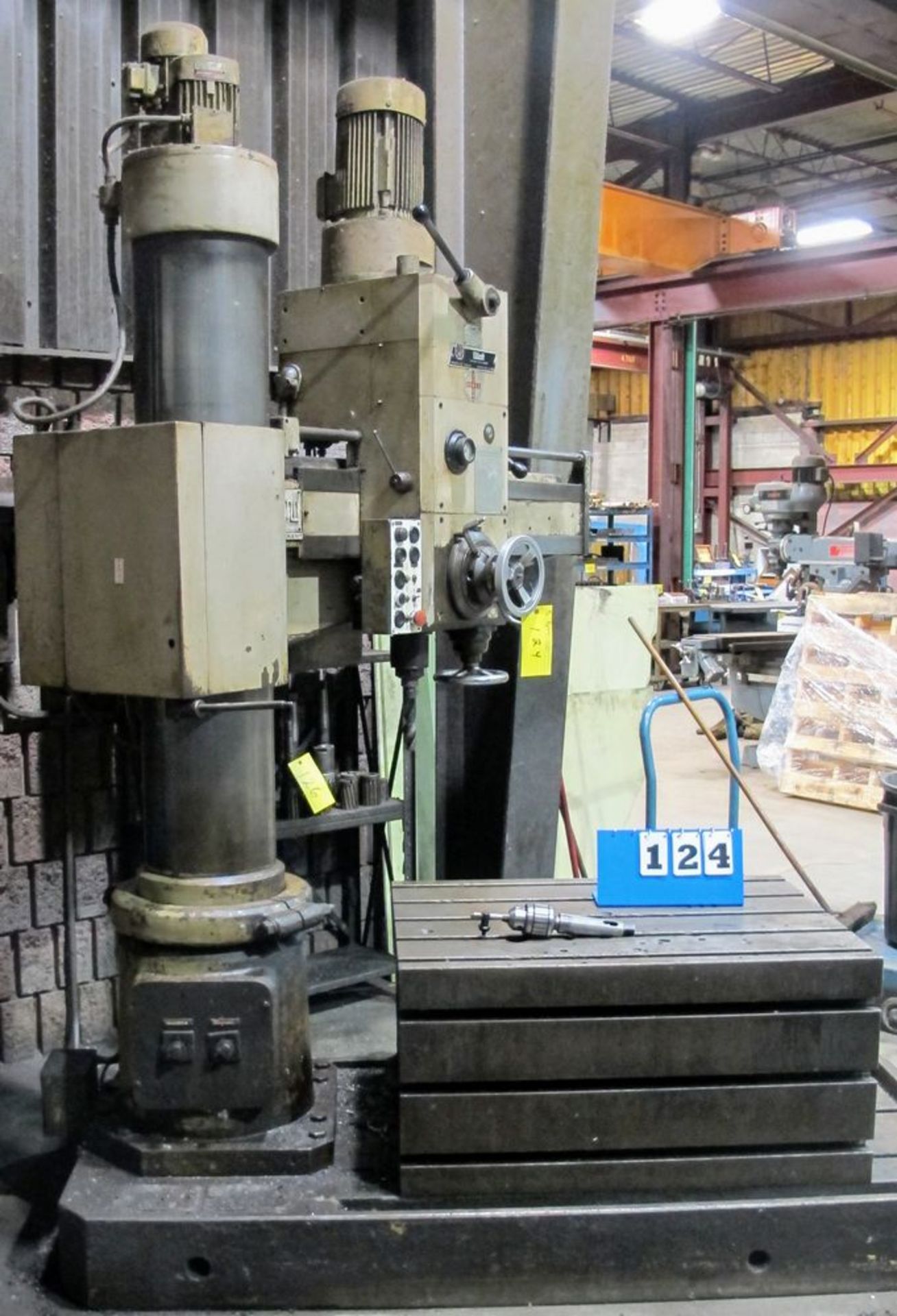 WMW Heckert Radial Arm Drill, 5’ Arm w/ Box Table