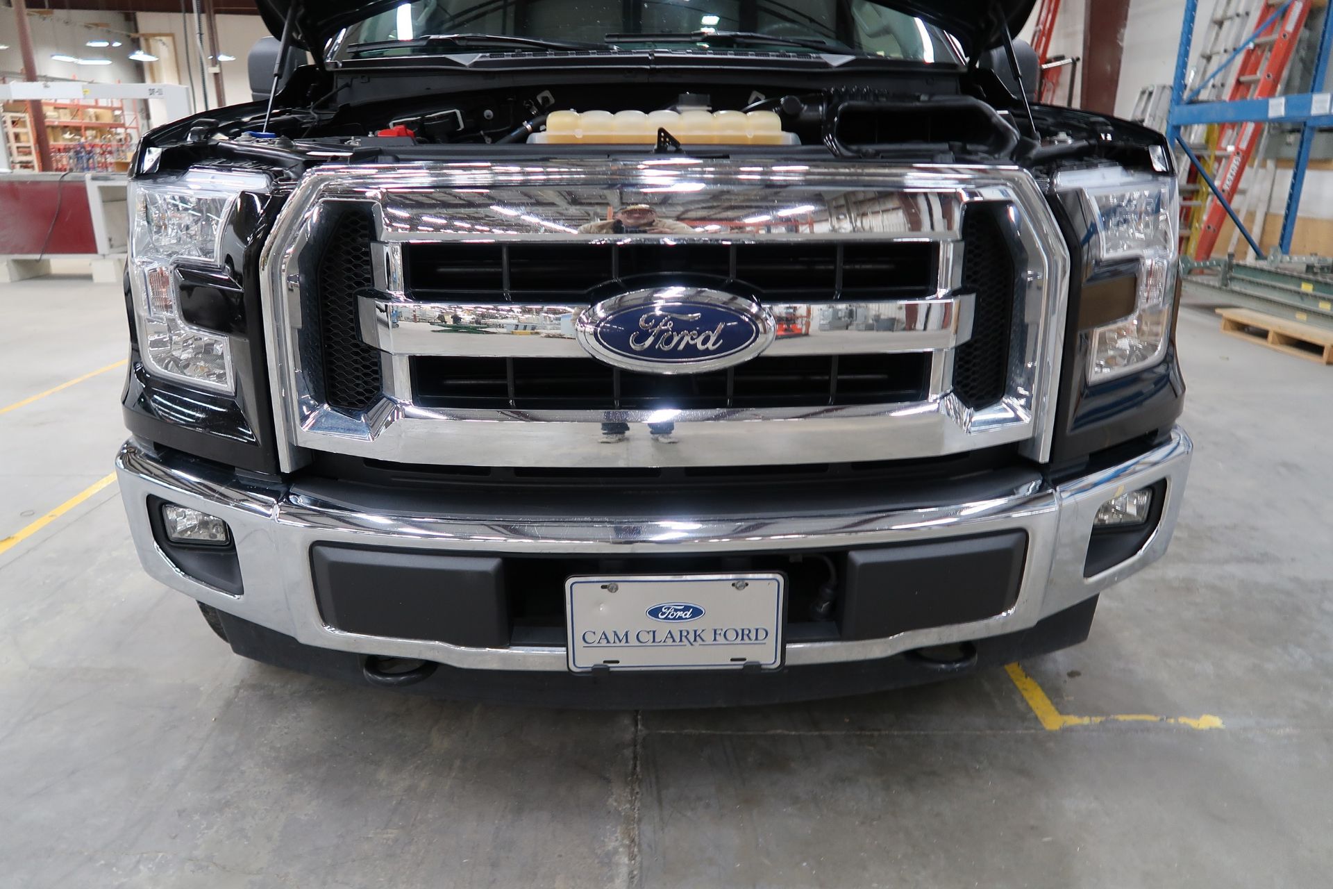 2017 FORD F150 XLT SUPERCREW PICK-UP, S/N IFTEWIEFXHKE01093, 51,041 KM, AUTO CRUISE, CD, P/W, 4X4, - Image 8 of 14