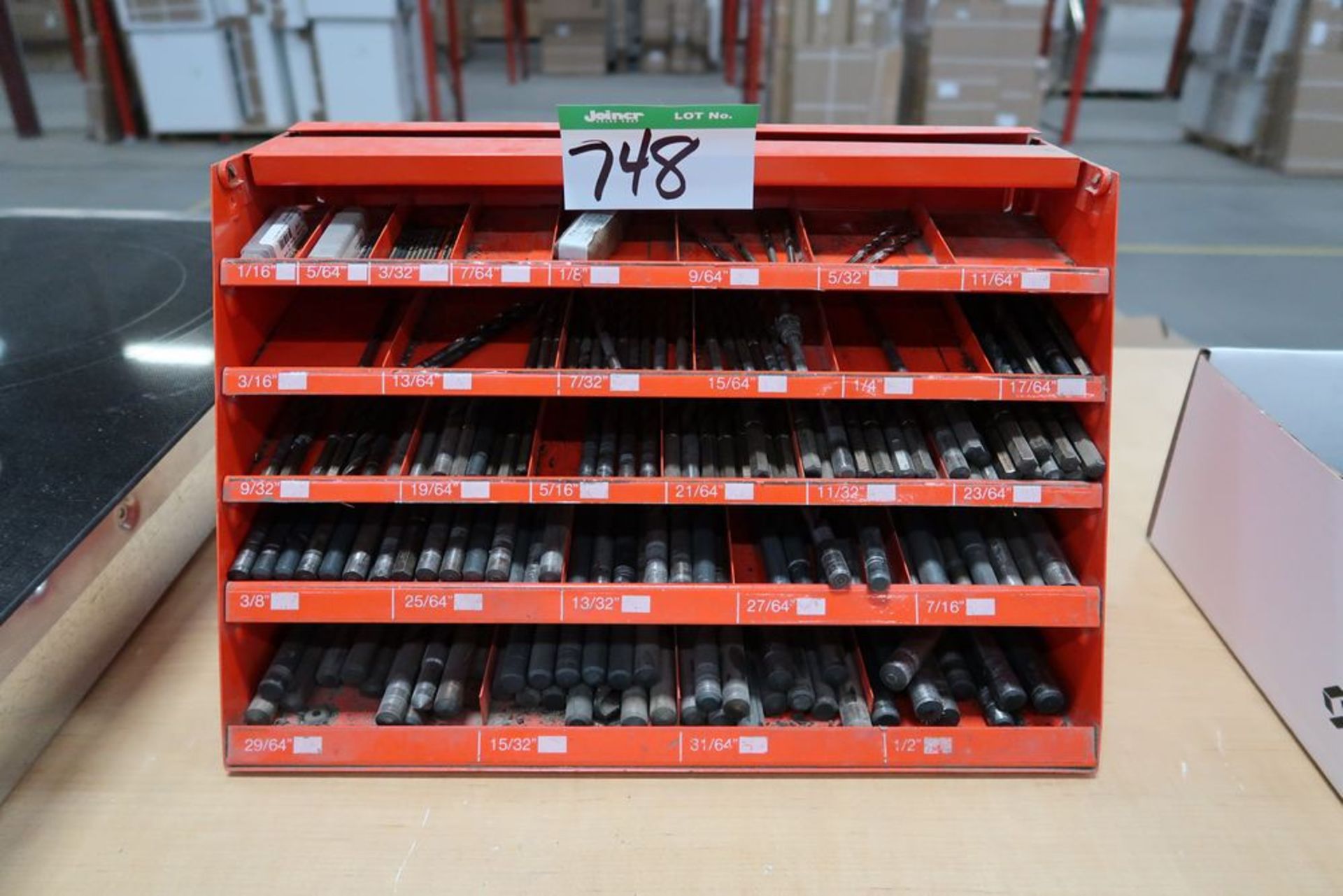 5 TIER STAND OF DRILL BITS