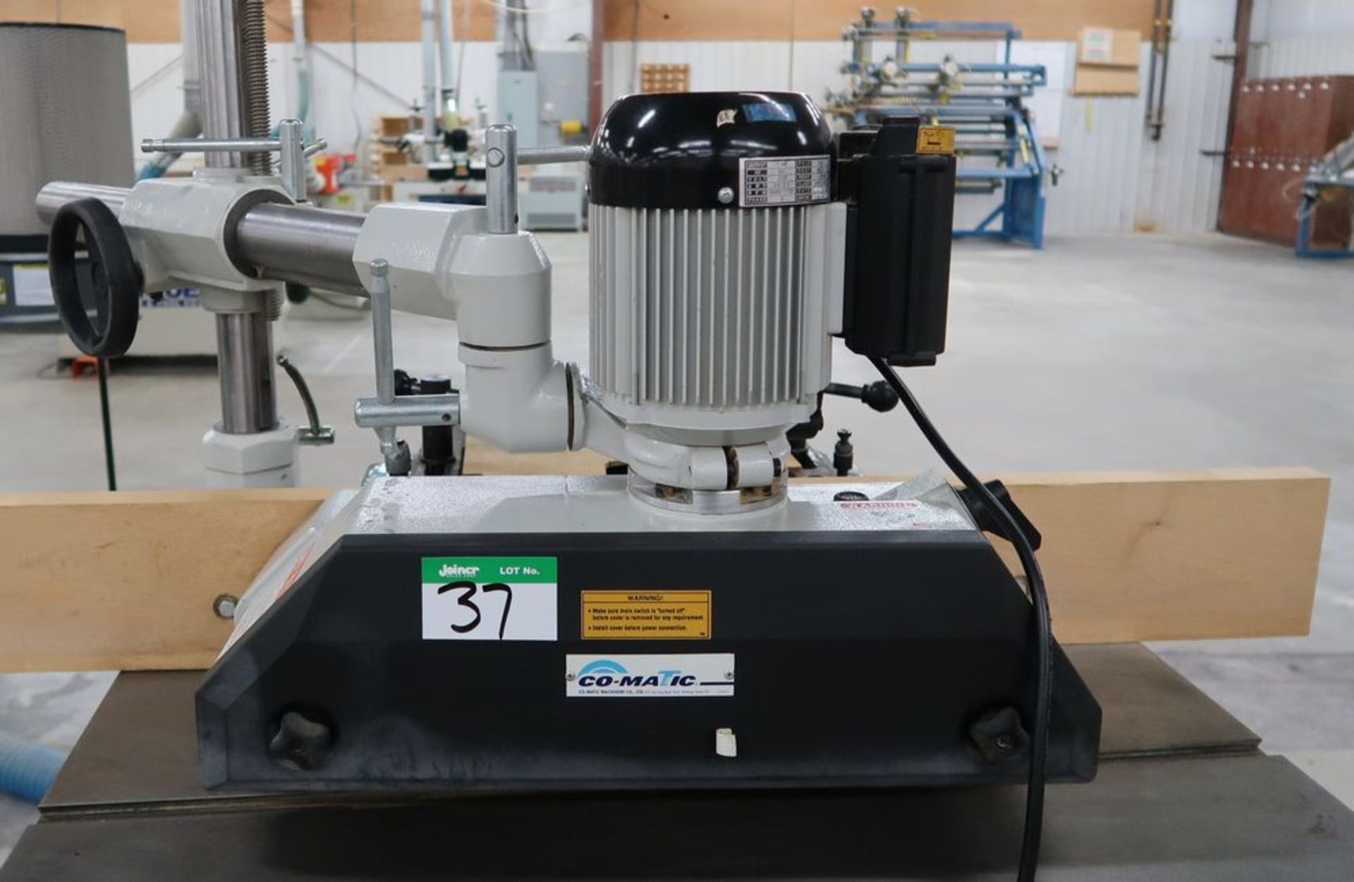 CO-MATIC AF-48 TRACK FEEDER, 220V/3PH