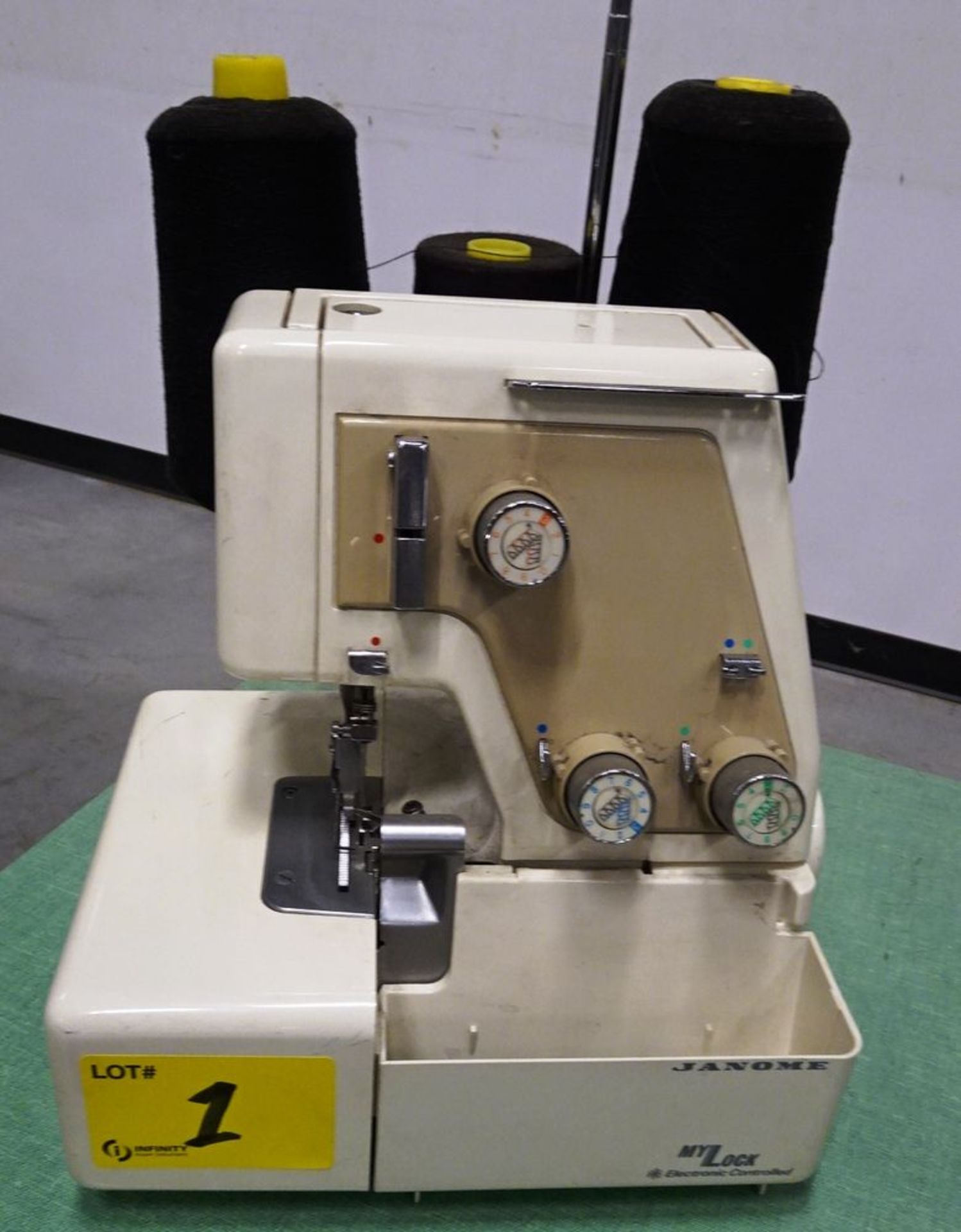 CONTENTS FROM SEWING DEPARTMENT CONSISTING OF: JUKI DDL-5550-6 SEWING MACHINE, SINGLE NEEDLE, S/N - Image 7 of 11