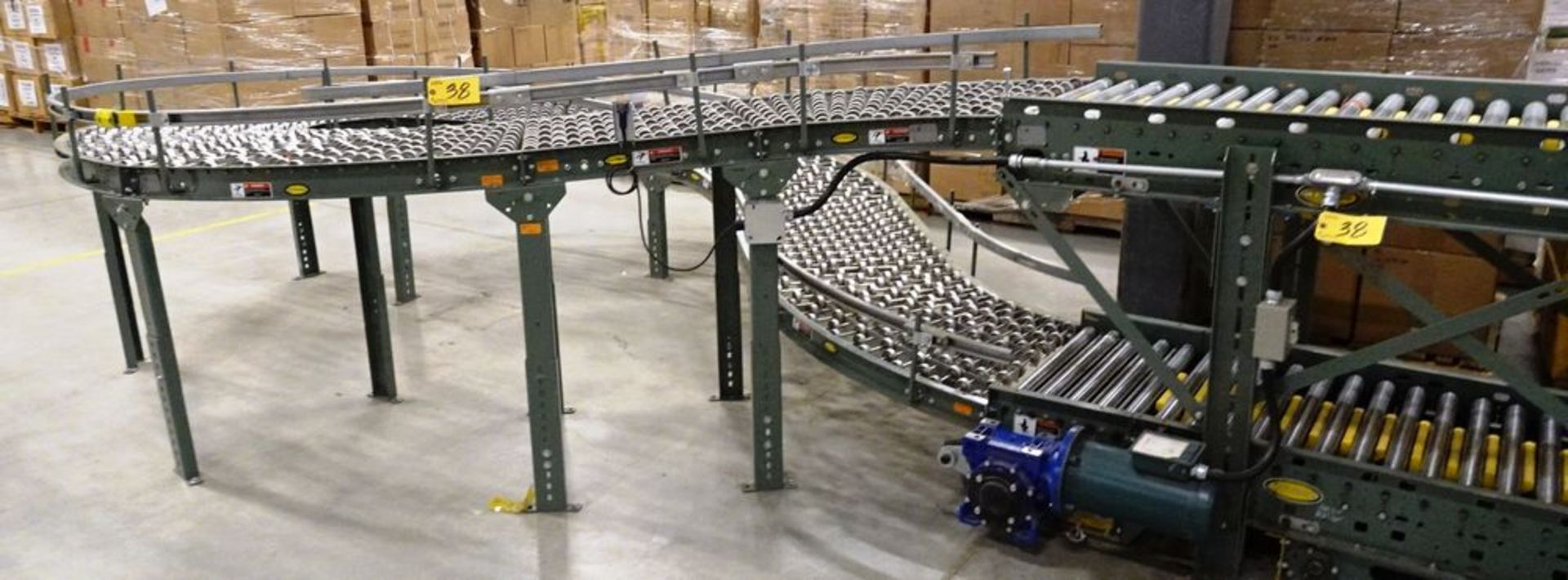 FOREVER 21 PACK LINE CP-1 CONSISTING OF: HYTROL 30" X 25' CORNER CONVEYOR, C/W E/MOTOR + REDUCER, ( - Image 7 of 19