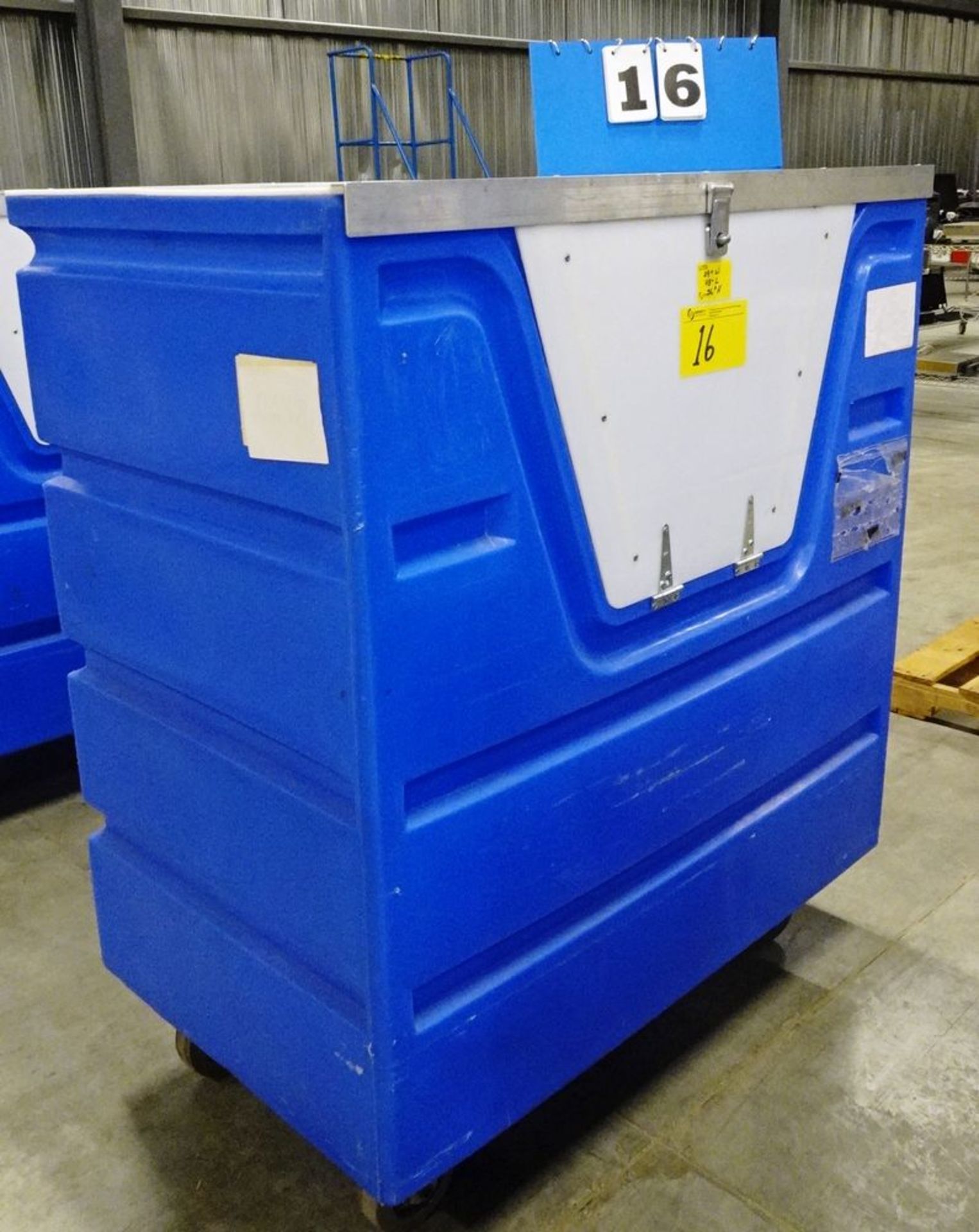 BLUE PLASTIC 29"W X 48"L X 56" H PORTABLE TRANSPORT BIN, LOCKING SYSTEM, ON CASTERS