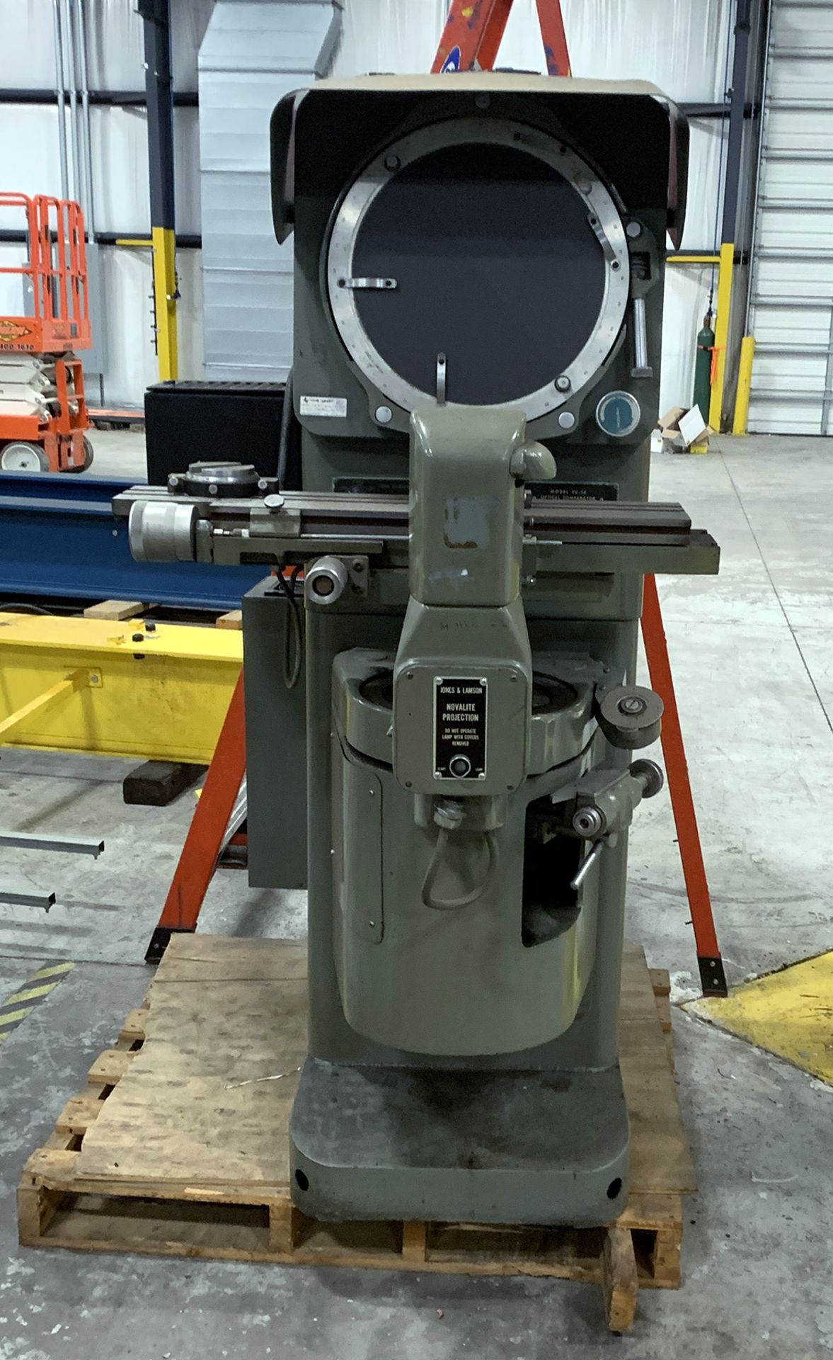 14" Jones & Lamson Model FC-14 Optical Comparator