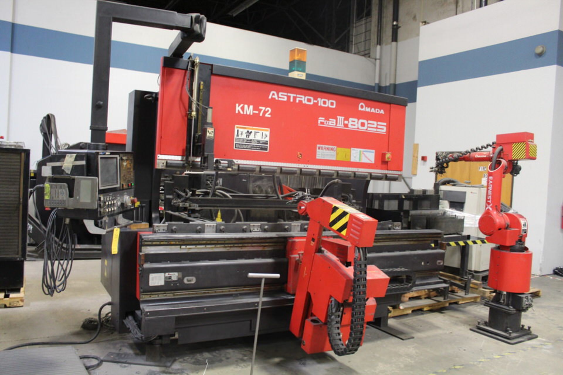 1996 AMADA FABIII-8025/ ASTRO 100 88 TON ROBOTIC BENDING CELL, W/ AMC 398M CTRL, AMADA EARNEST X - Image 3 of 7