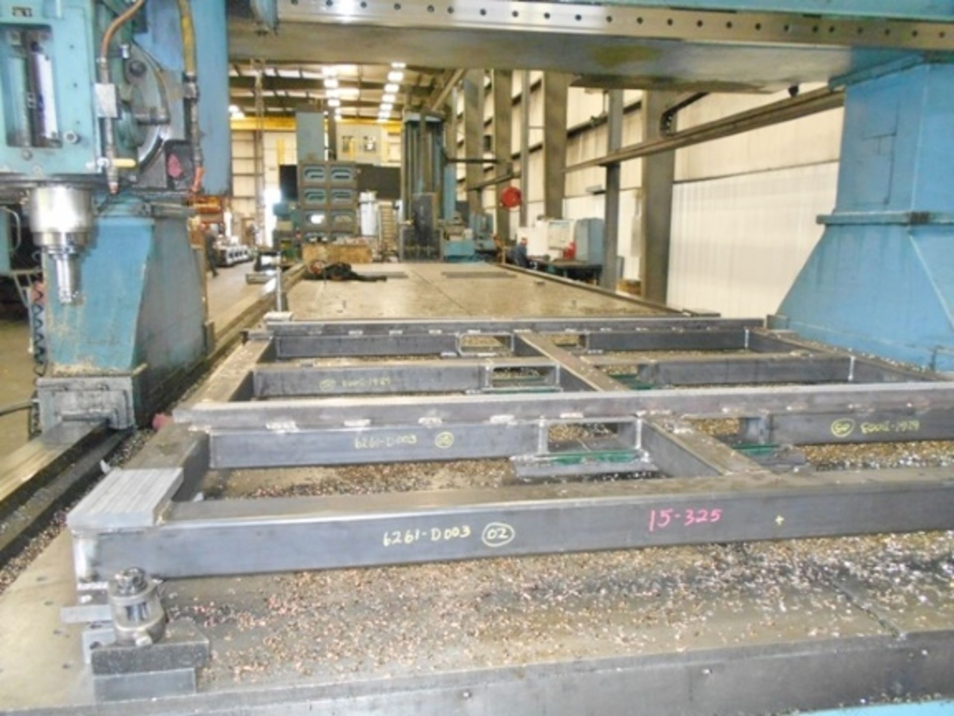 Cincinnati Milacron CNC Dual Column Traveling Bridge Mill, 430" x 120" ( LOCATION 2: 4081 EASTSIDE - Image 9 of 10