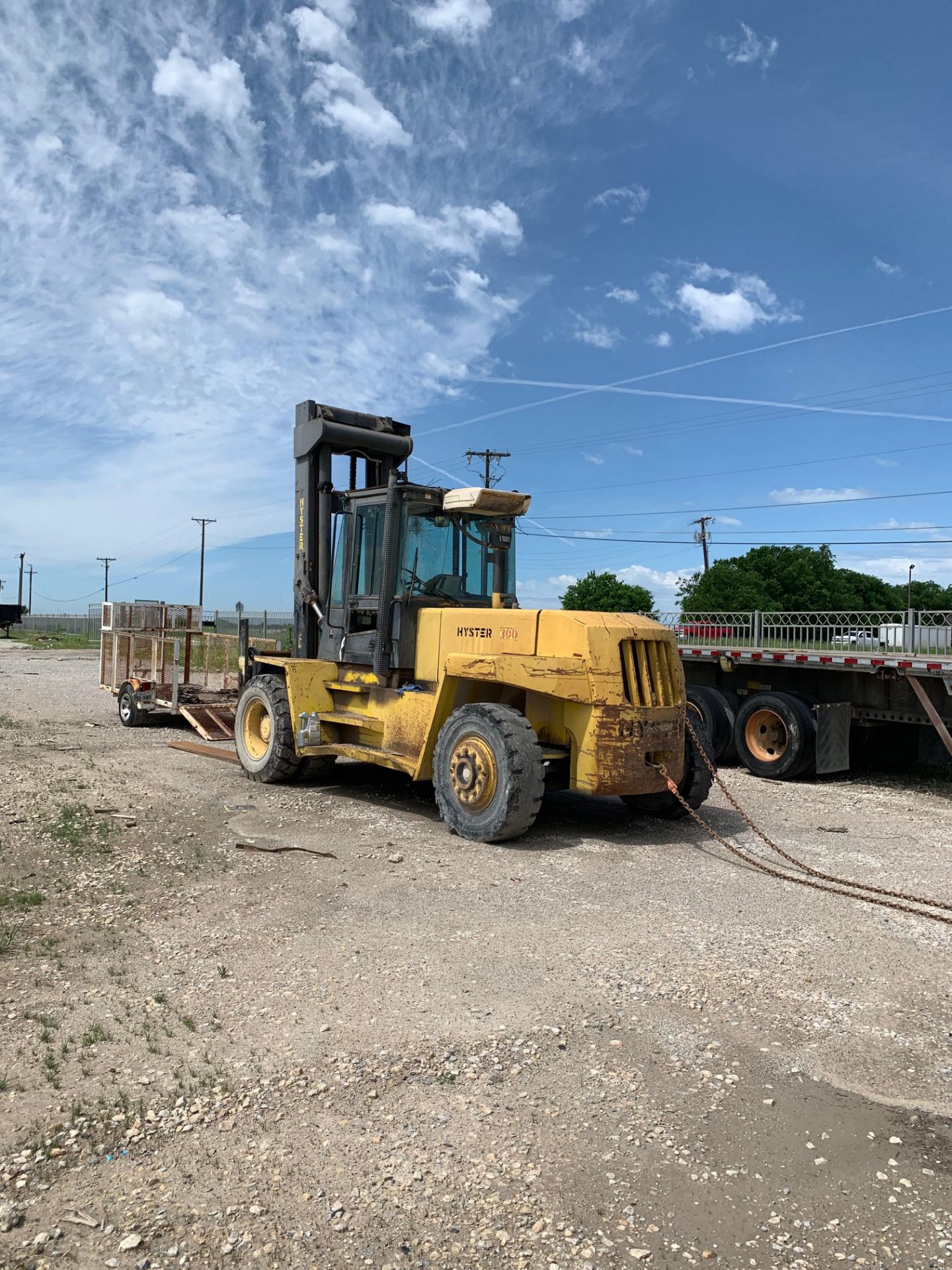 30,000 LB Hyster H300XL Forklift w/ 2,418 Hours(LOCATION 1: 2302 MCKINNEY ST HIGHWAY 5, MELISSA, TX - Image 2 of 5