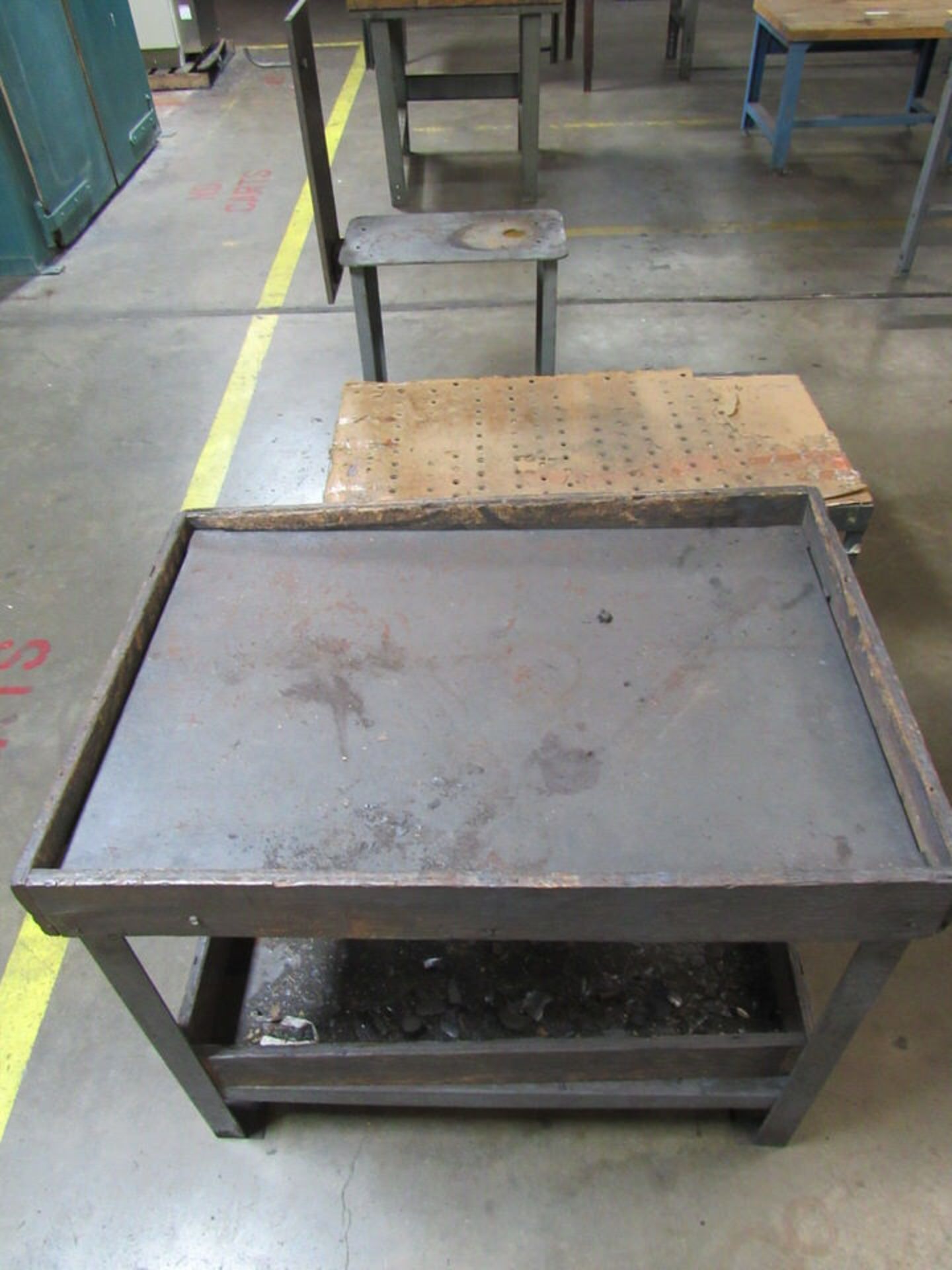 Lot of 3 Tables - Image 4 of 4