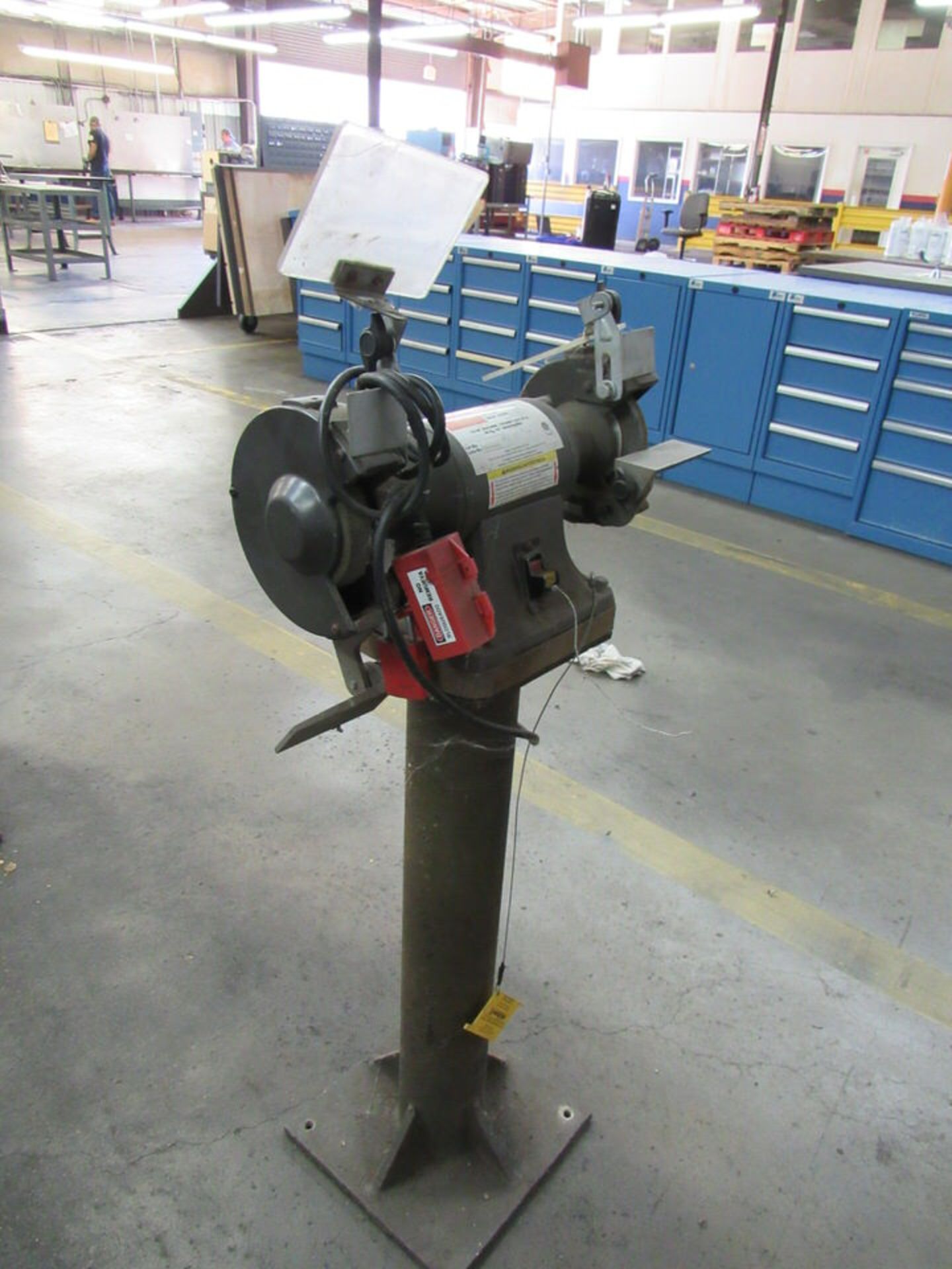 Dayton Model 2LKR6 6" Double End Pedestal Grinder - Image 3 of 5