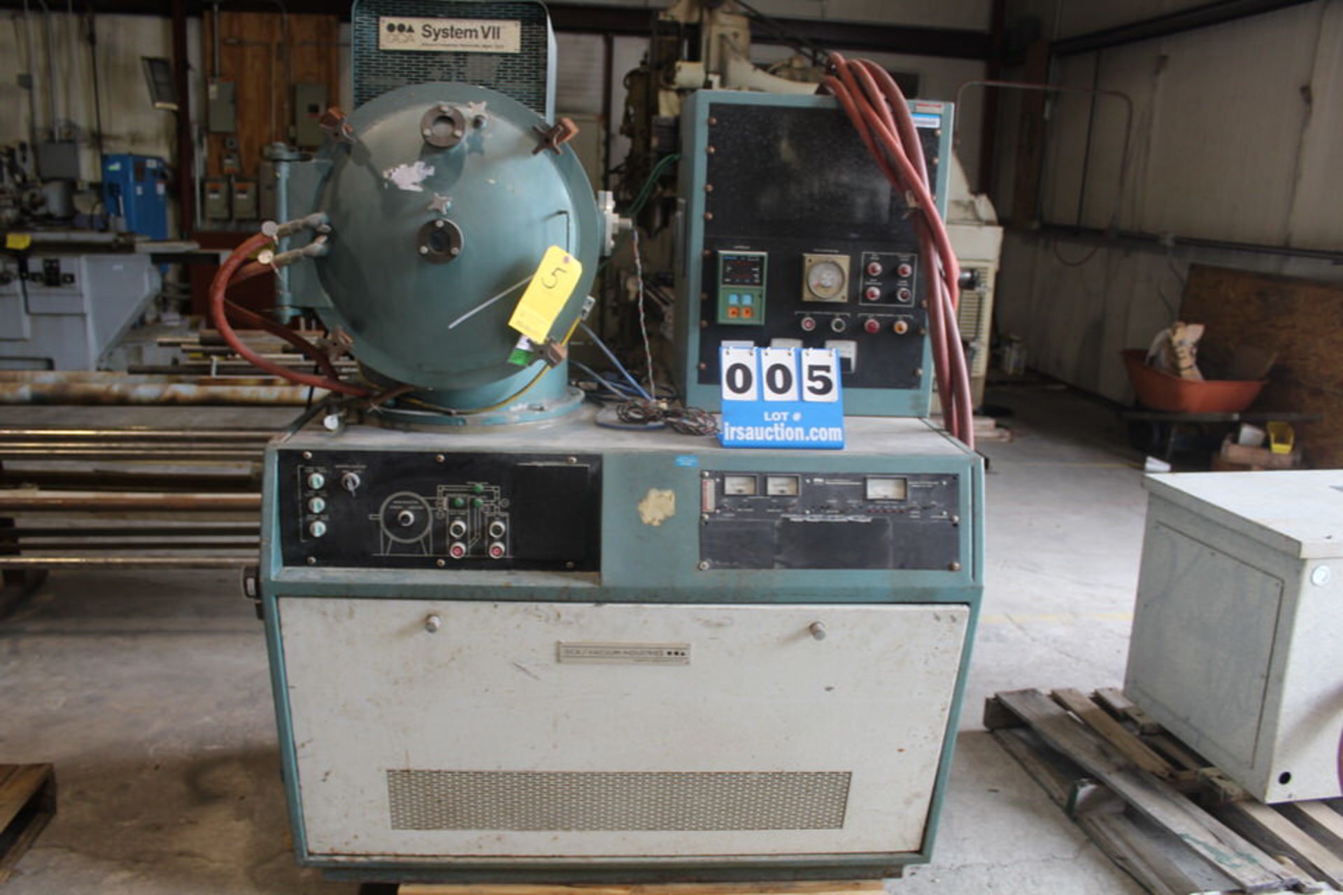 GCA VACUUM FURNACE, MDL: SYSTEM VII W/ GAUGE CONTROLLER MDL#91-270 ELEC W/ HUNTERDON POWER UNIT