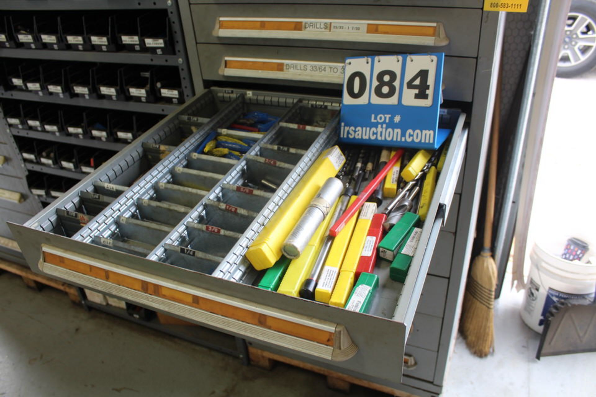 LYON 11 DRAWER TOOL CABINET, DRILL REAMERS - Image 6 of 12