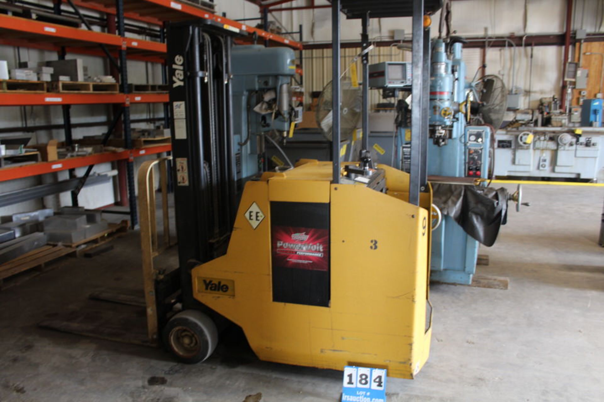 YALE ELEC STANDUP FORKLIFT, MDL:FSC030ABN245F083FE, 3,000L B CAP, 150" LFT HGT, SOLID TIRES, 42"