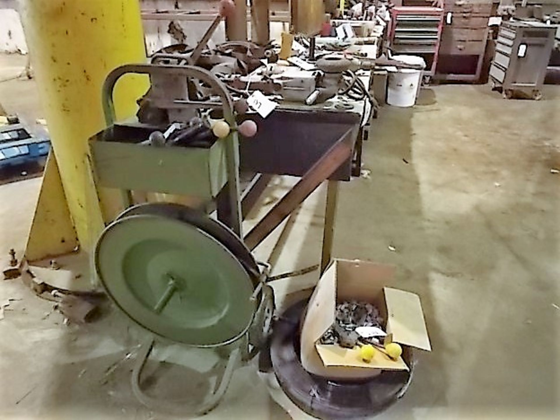 BANDING CART WITH TOOLING,EXTRA METAL BANDING MATERIAL, AND BUCKETS (LOCATION: 2622 Martinville