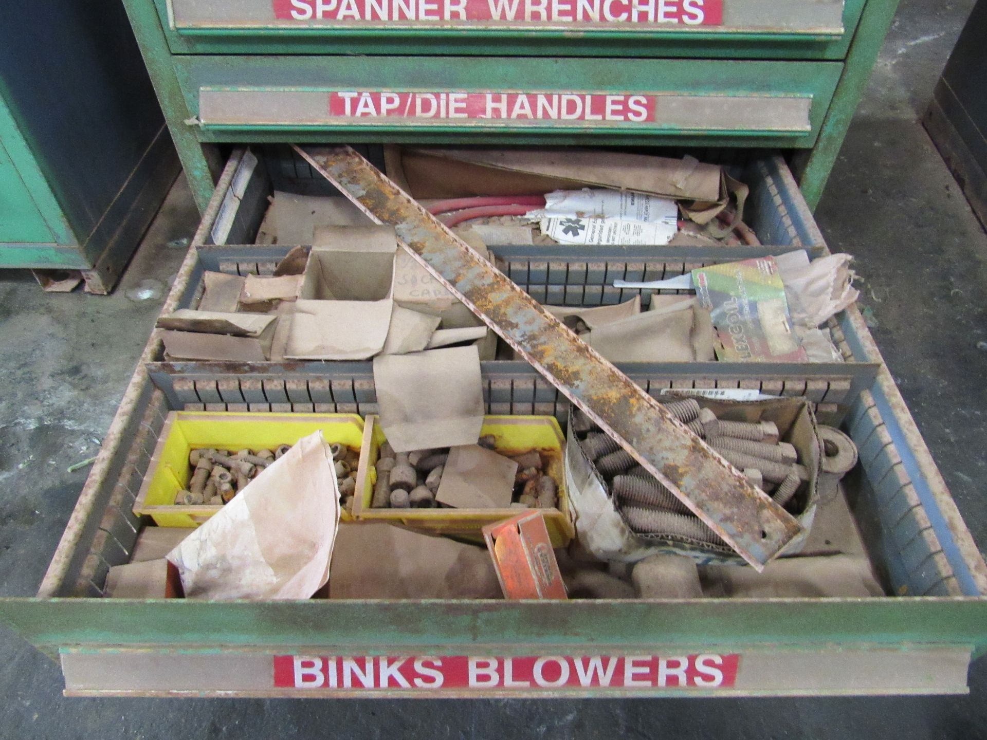 Maintenance Room Cabinet, 10 drawers (Torx Bits/Grinding Stones, O-Rings, O-Riings, Std. Nuts/Bolts, - Image 11 of 11