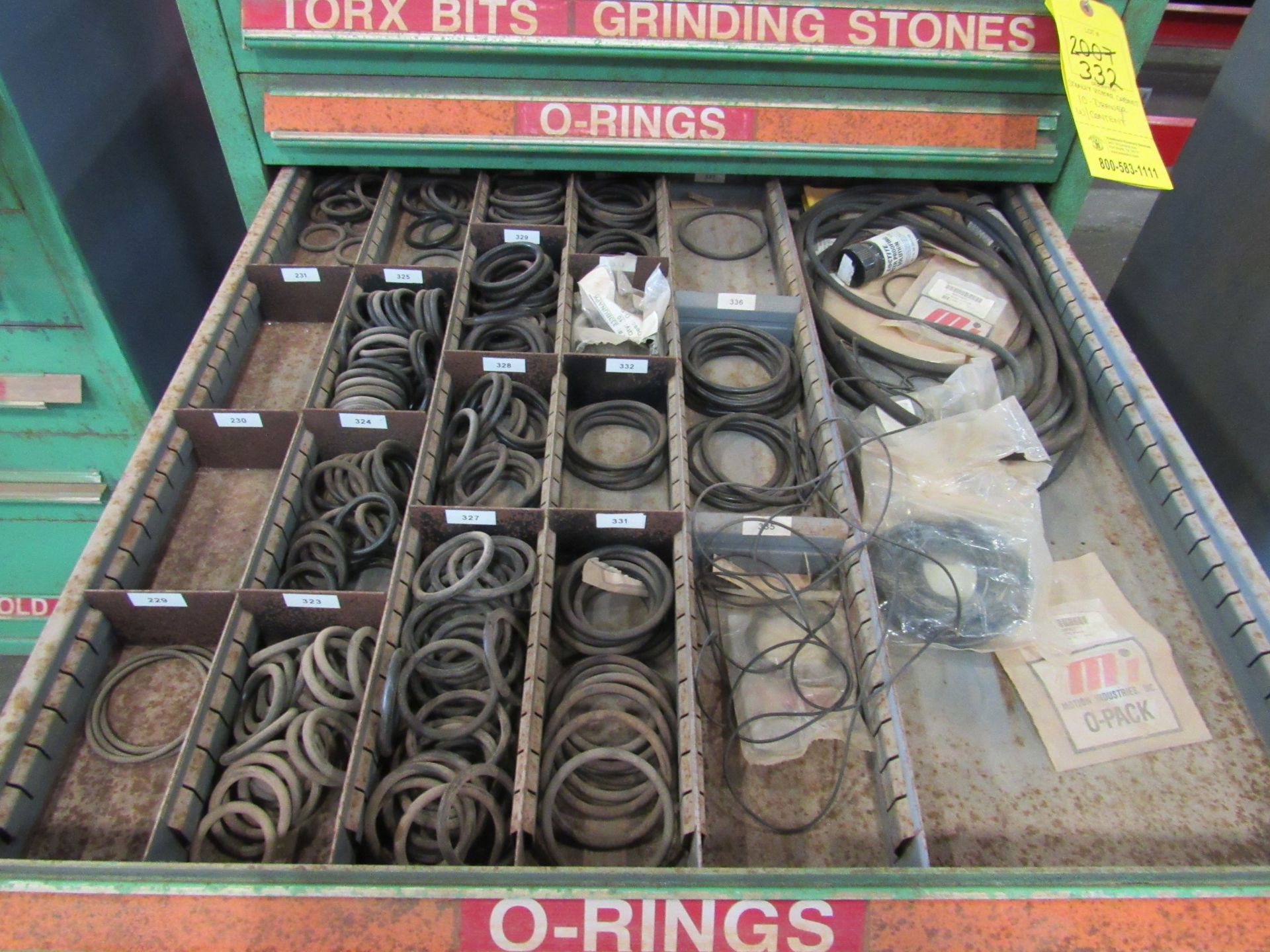 Maintenance Room Cabinet, 10 drawers (Torx Bits/Grinding Stones, O-Rings, O-Riings, Std. Nuts/Bolts, - Image 4 of 11
