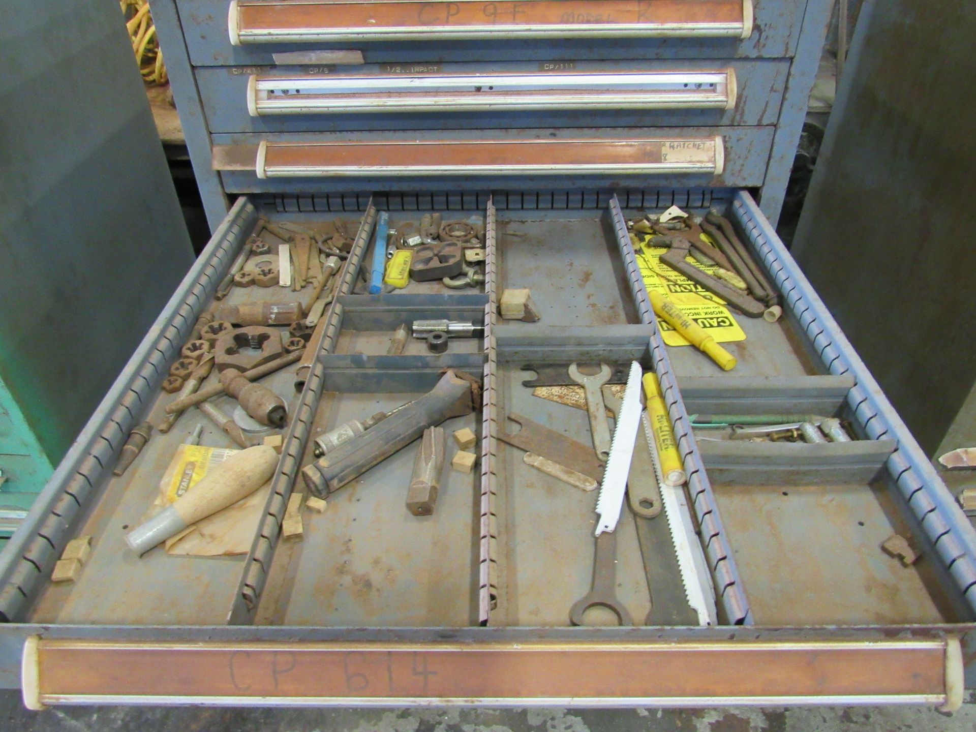 Maintenance Room Cabinet, 10 drawers (Some drawers labled, not readable from photos) Note: Content - Image 5 of 11