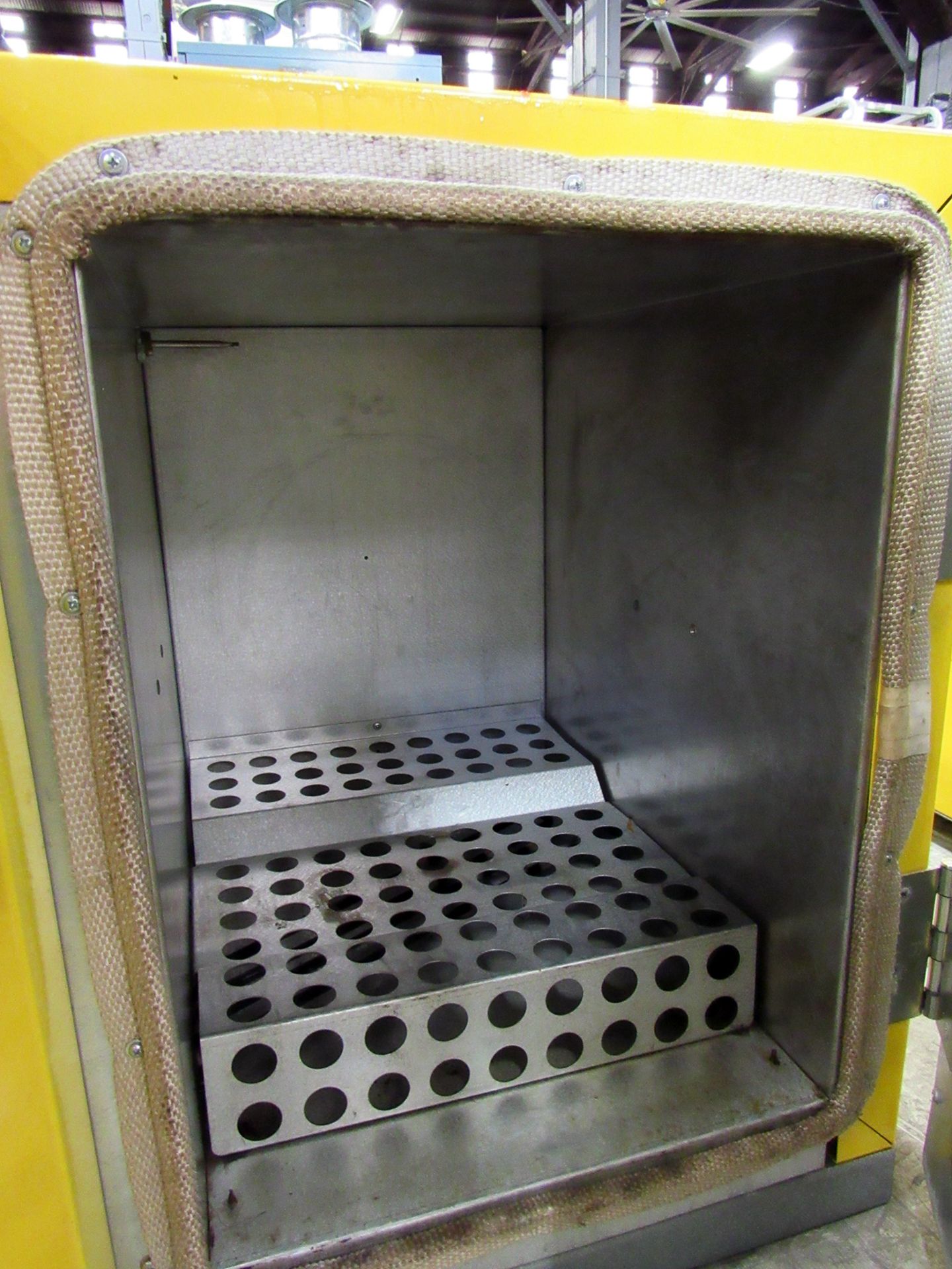 300 Degree Phoenix DryWire Type 4 Flux Core Welding Wire Oven, 100 - 300 deg. F temp. range, +/- - Image 5 of 6