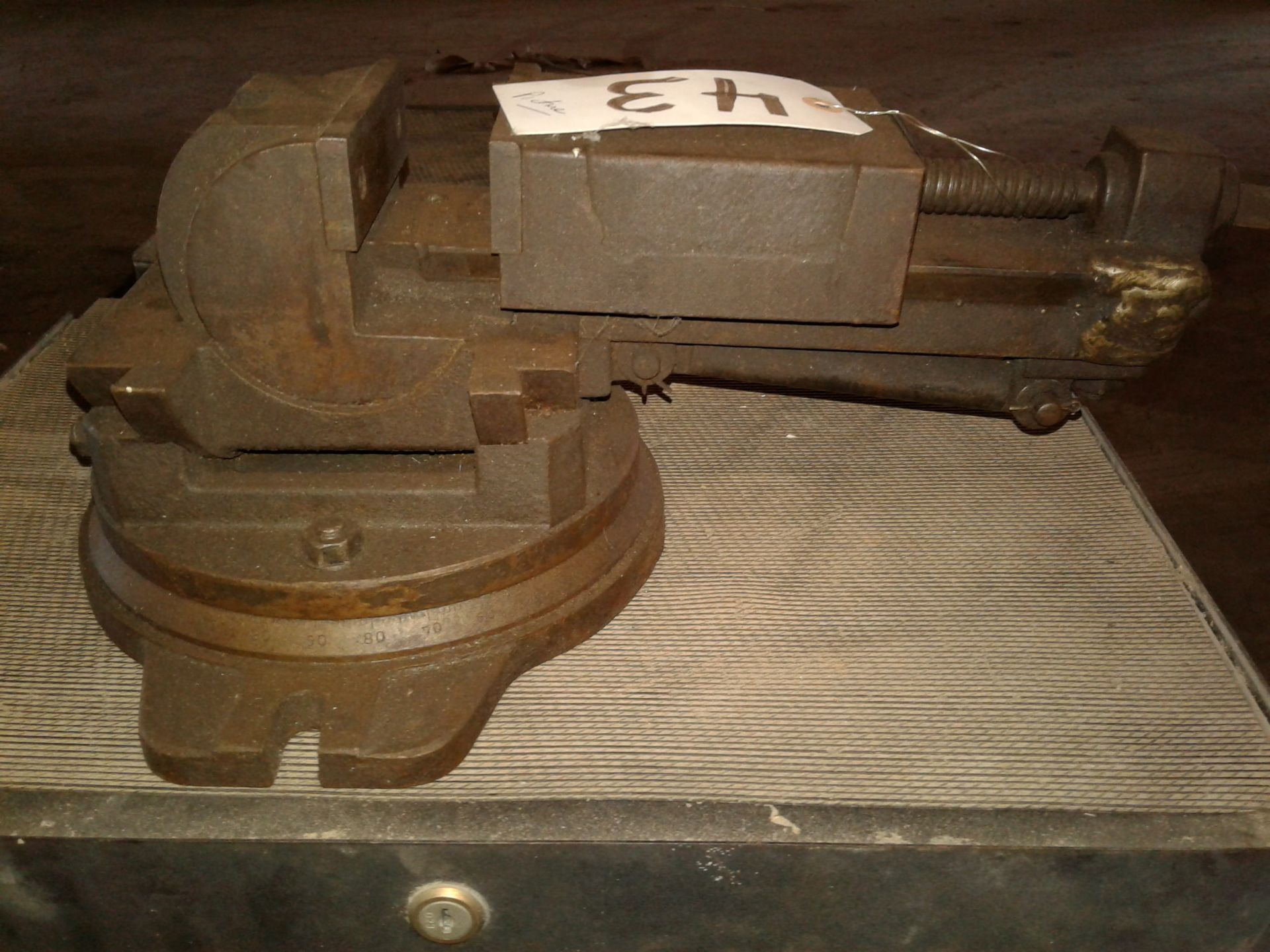 HEAVY DUTY MACHINIST VISE (LOCATION: 2622 Martinville Dr, Houston TX 77017)