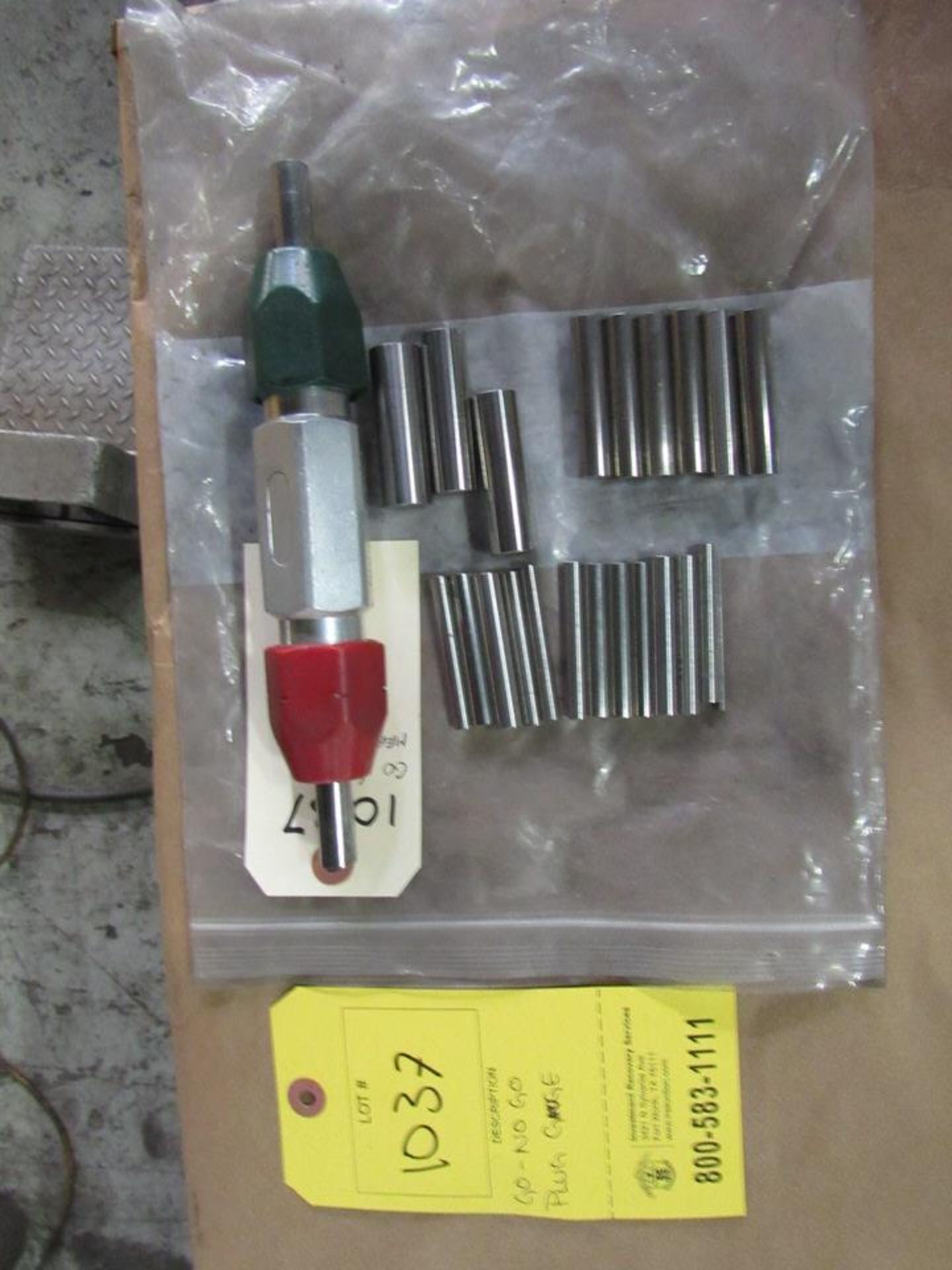 Go / No Go Cylindrical Plug Gauge, 0.251 - 0.500, with assorted gauge pins (LOCATION: 3603 Melva - Image 2 of 2