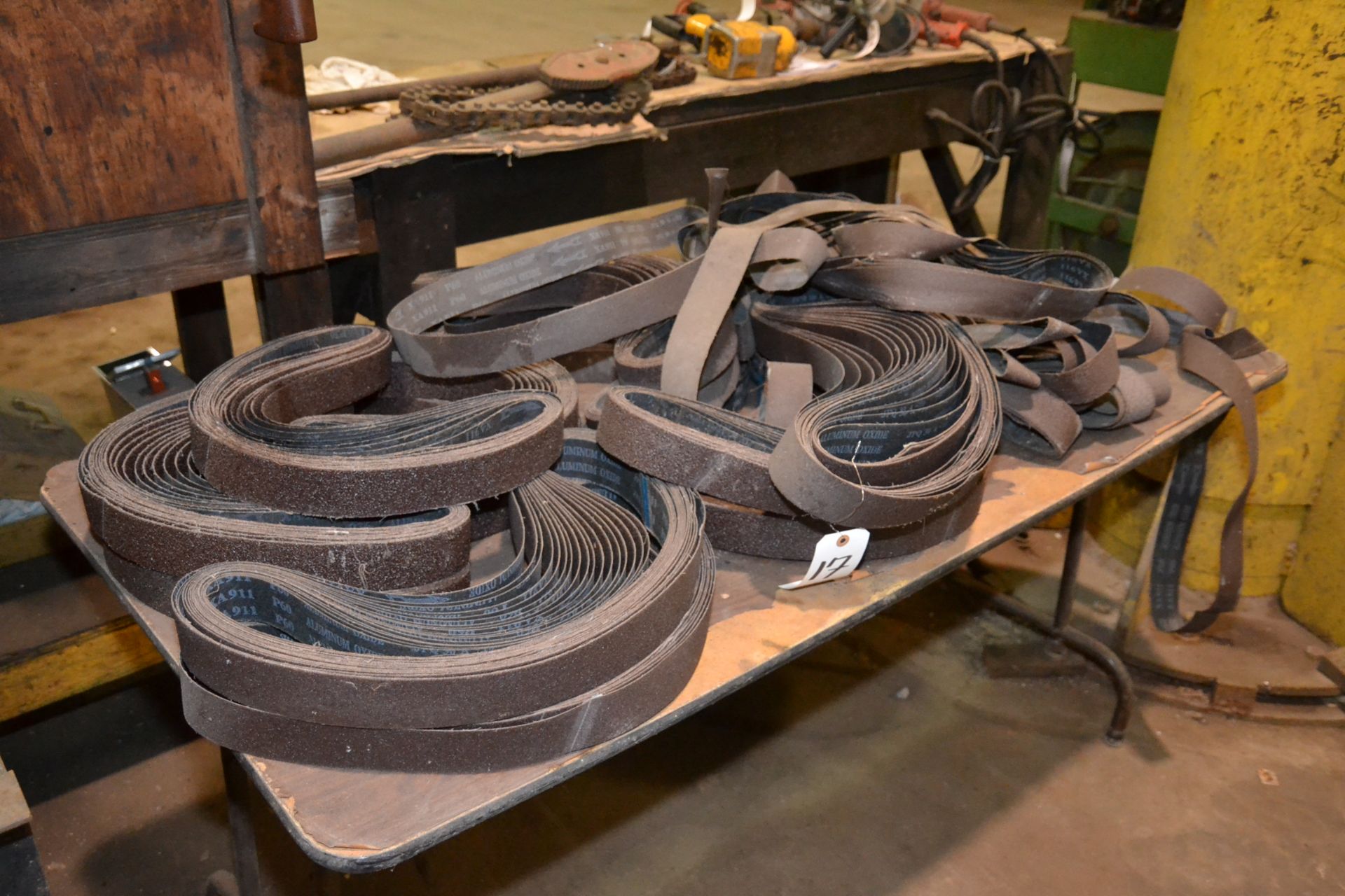 LOT SANDING BELTS 2”X 29.5” 60 GRIT (LOCATION: 2622 Martinville Dr, Houston TX 77017)