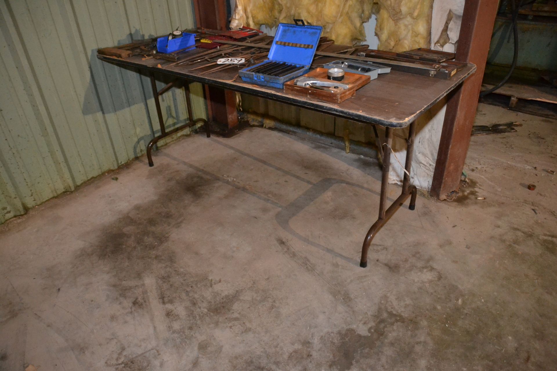 LOT (2) WOOD TABLES 6’ X 3’ , 72” X 27”, (1) FOLDING LEG TABLE, (1) FOREMAN DESK (LOCATION: 2622 - Image 3 of 3