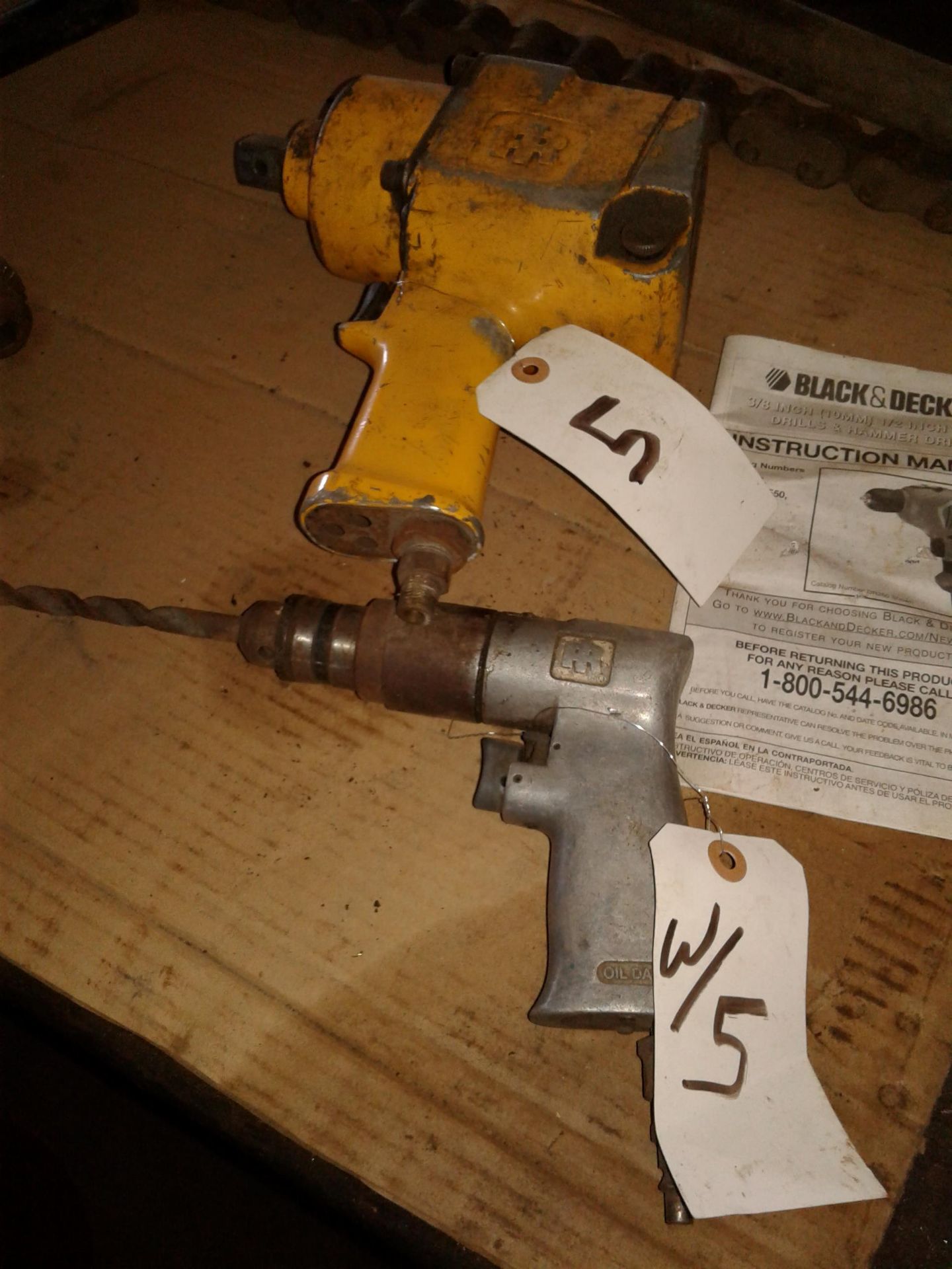 LOT PNEUMATIC 3/4” DRIVE IMPACT AND 3/8” CAP. DRILL (LOCATION: 2622 Martinville Dr, Houston TX