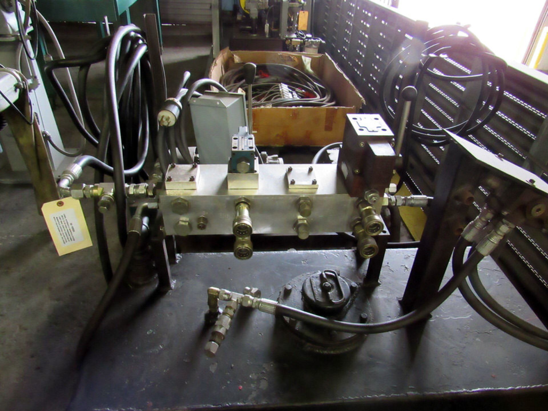 15 HP High Pressure Hydraulic Manifold System, 15 hp high pressure power unit, 3000 psi max. - Image 7 of 10