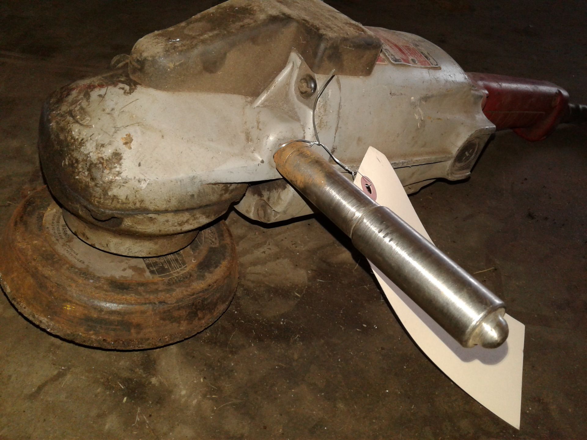 RIGHT ANGLE GRINDER, 7’ 1/4” MILWAUKEE (LOCATION: 2622 Martinville Dr, Houston TX 77017) - Image 4 of 4