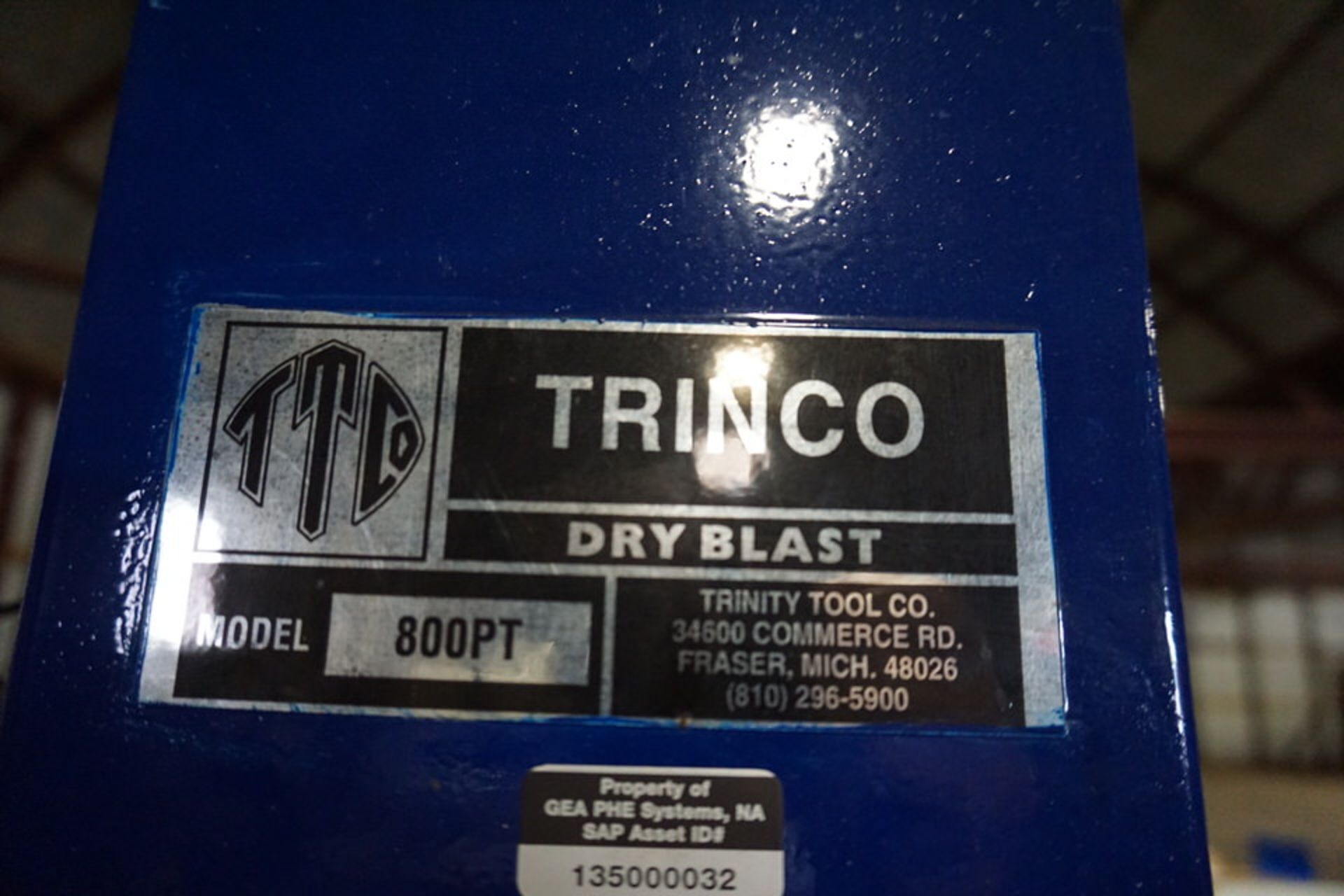 TRINCO SAND BLAST CABINET, MDL: 48X36/PC W/ TRINCO SAND COLLECTOR (Location: 903 Blue Starr, - Image 6 of 8