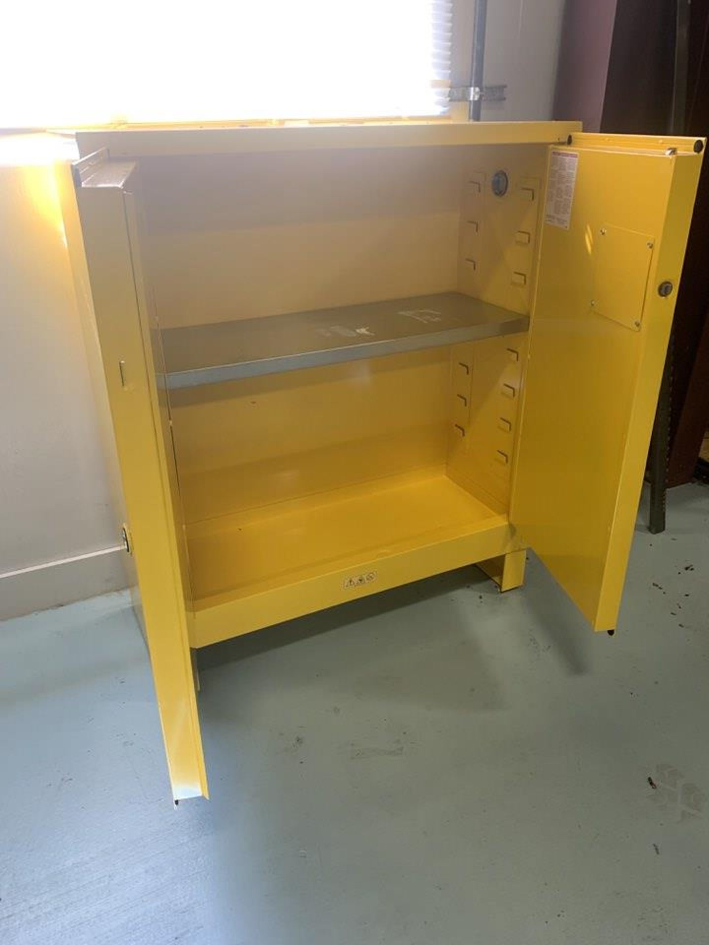 Flammable Cabinet - Image 2 of 2