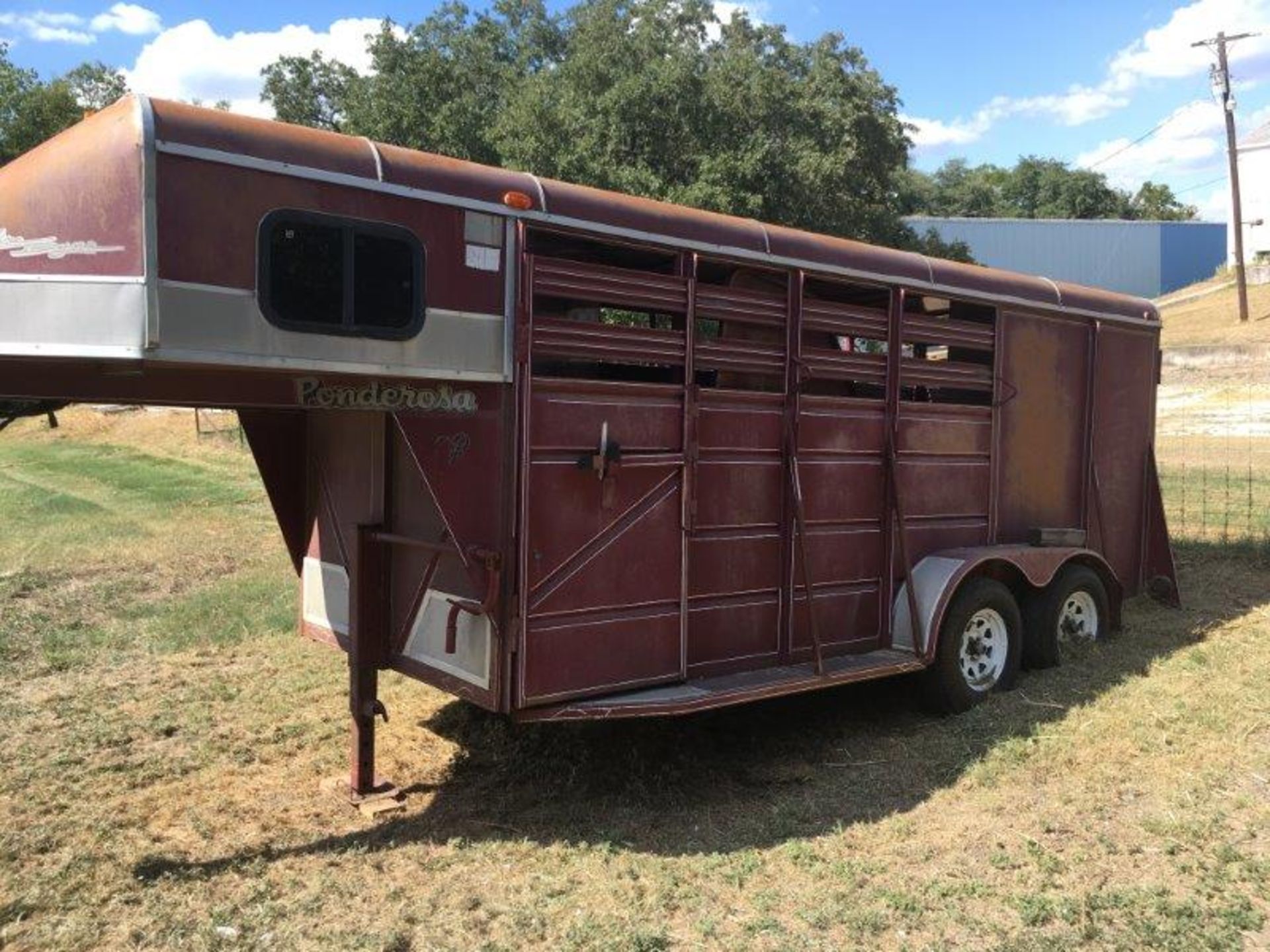 15' Ponderosa Steel Horse Trailer (LOCATION: 916 SOUTH 57TH ST, TEMPLE TX 76504) - Image 6 of 7