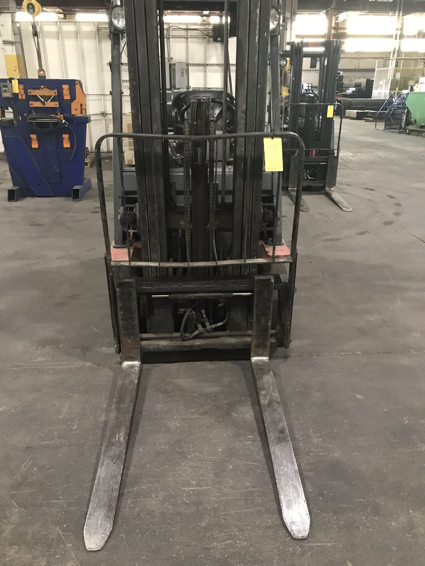 TOYOTA FORKLIFT, MDL: 7FGU15, LIFT CAP: 3,000 LBS, LIFT HEIGHT: 189”, SIDESHIFT, LP GAS - Image 2 of 3