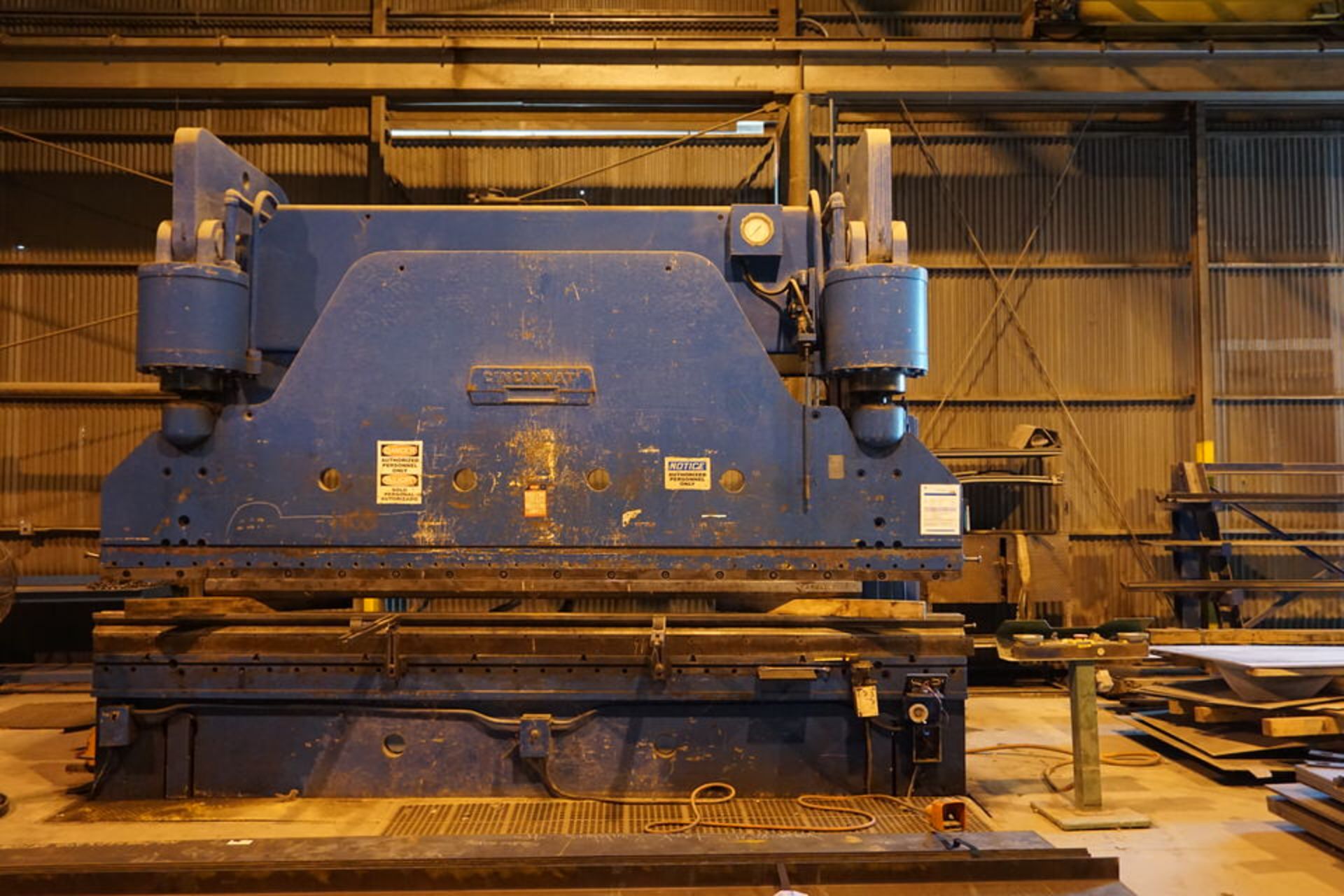 500 TON X 14' CINCINNATI HYDRAULIC PRESS BRAKE, LOCATION: 2400 NE 36TH STREET, FORT WORTH, TX 76111