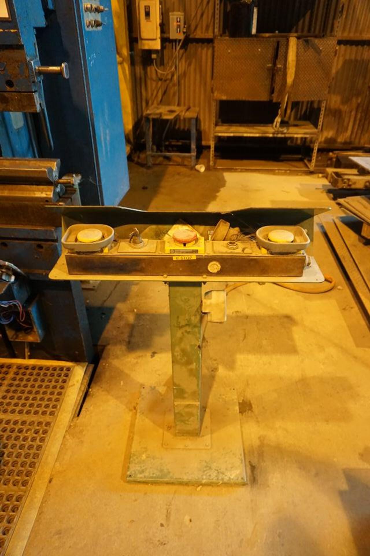 500 TON X 14' CINCINNATI HYDRAULIC PRESS BRAKE, LOCATION: 2400 NE 36TH STREET, FORT WORTH, TX 76111 - Bild 4 aus 9