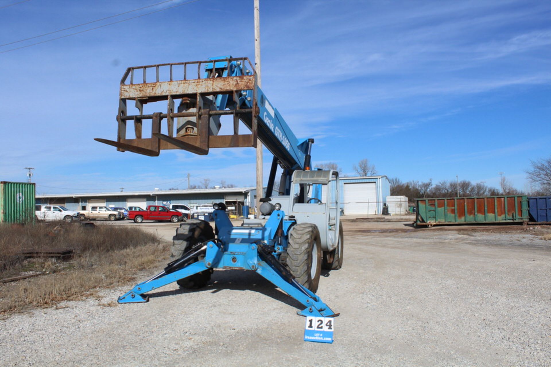 GENIE GTH 1056 SKYTRACT, 4,590 HOURS, 4' FORKS, LIFT REACH:56' - Image 2 of 3