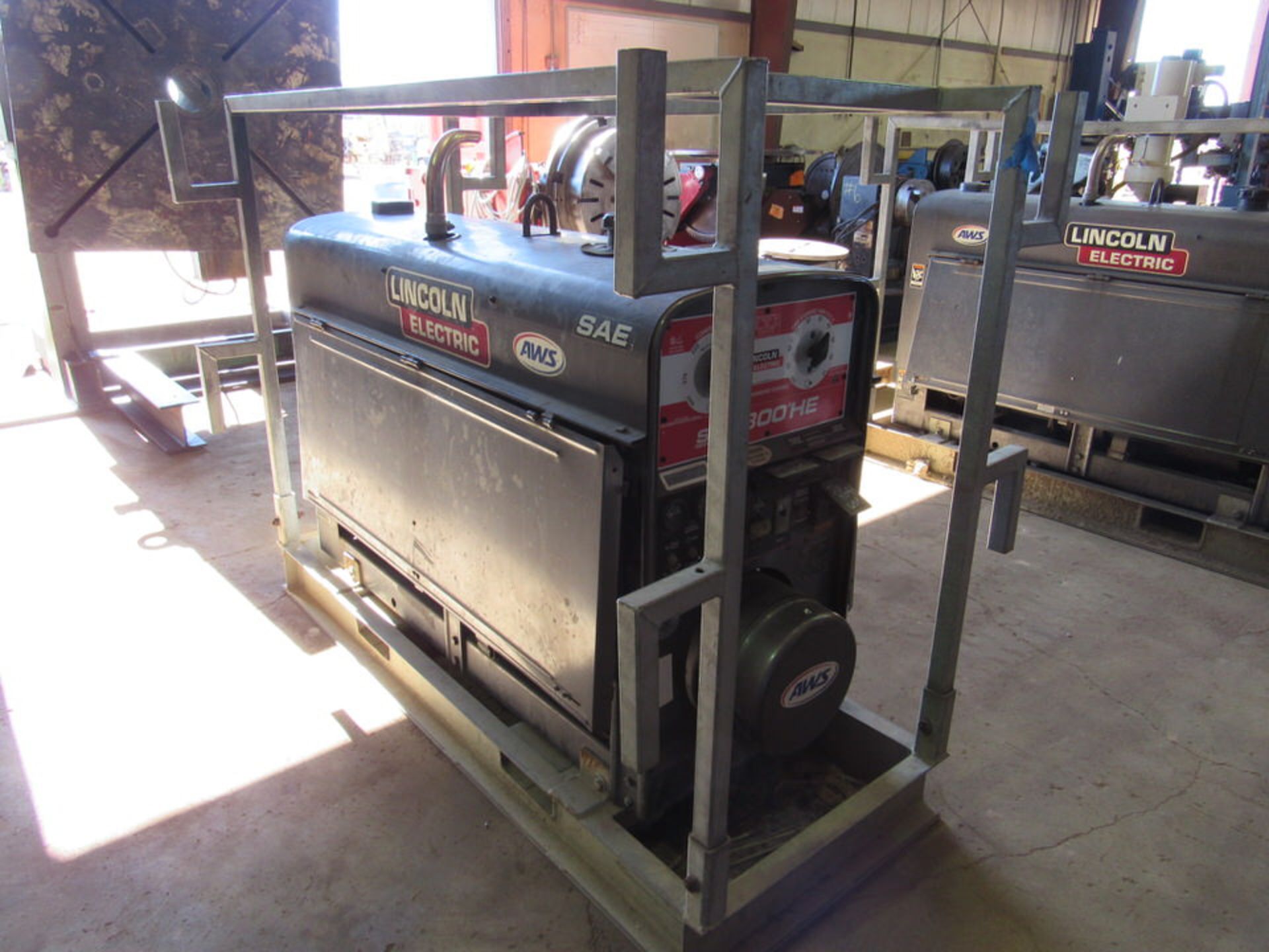 Lincoln SAE-300HE Diesel Powered Welder, new 2013, on skid, rated output: 25A/30V at 100%, 300A/