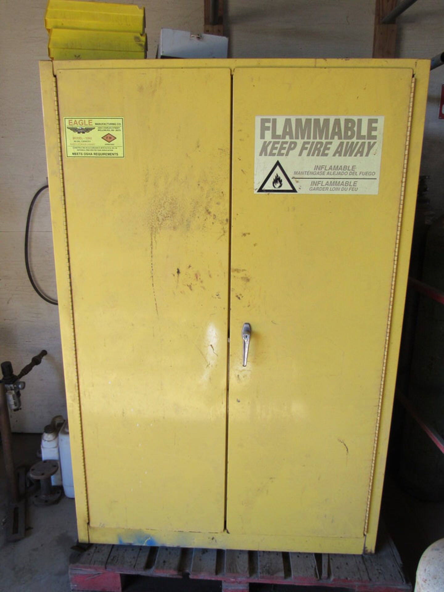 Two-Door Flammables Cabinet with Contents - Image 2 of 3