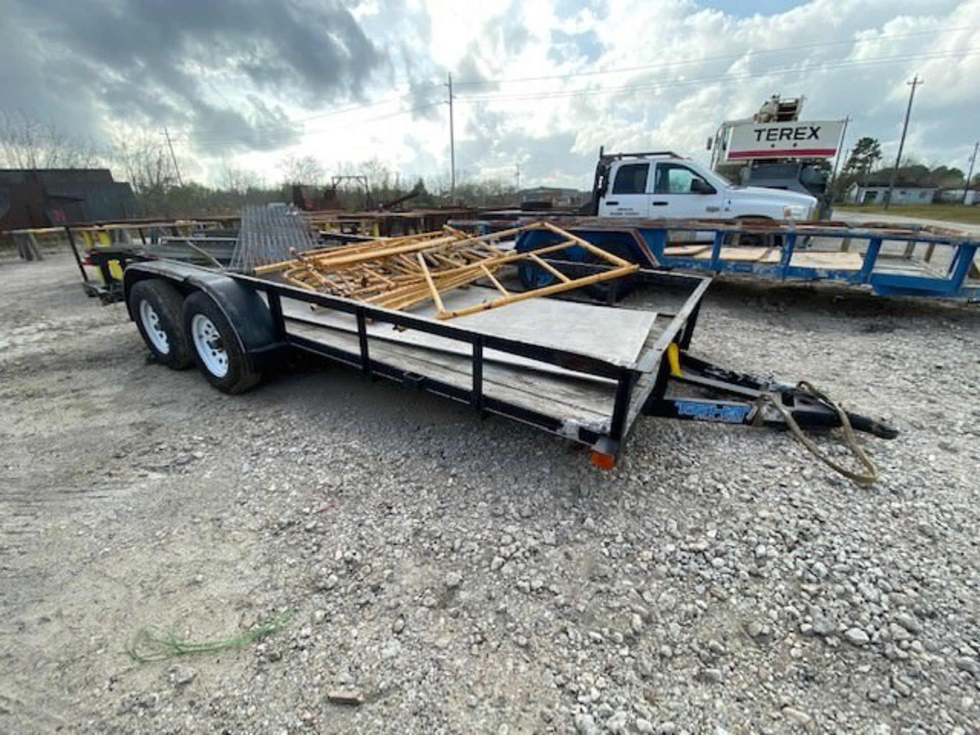 16’ Top Hat 2-axle trailer Model EA16x6.5-5E-C, Date: 2014, VIN 4R7BU1623FT142252