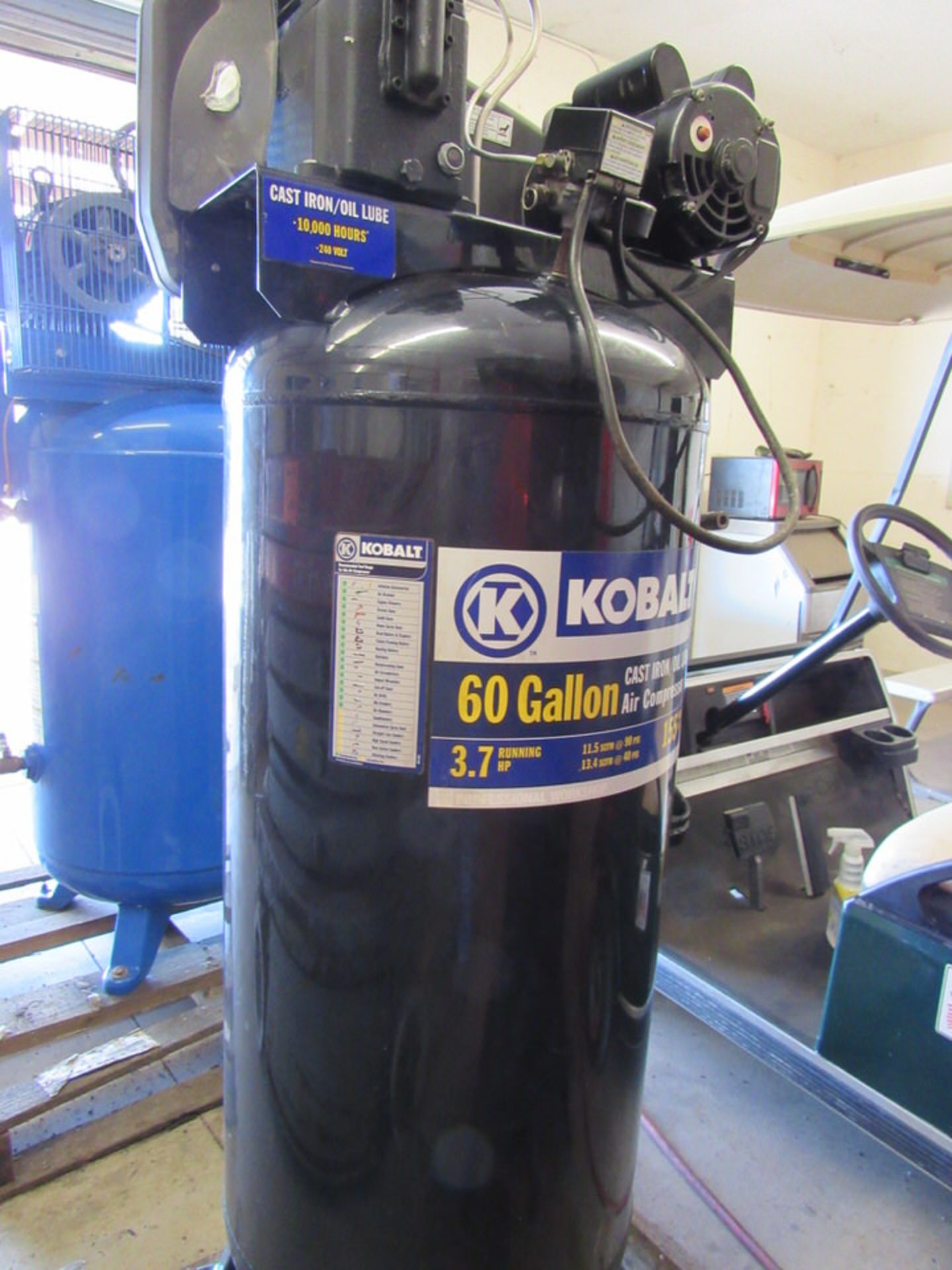Kobalt Air Compressor, 60 gal. 3.7 hp, 155 psi, 11.5 cfm at 90 psi, 13.4 cfm at 40 psi, S/N - Image 2 of 5