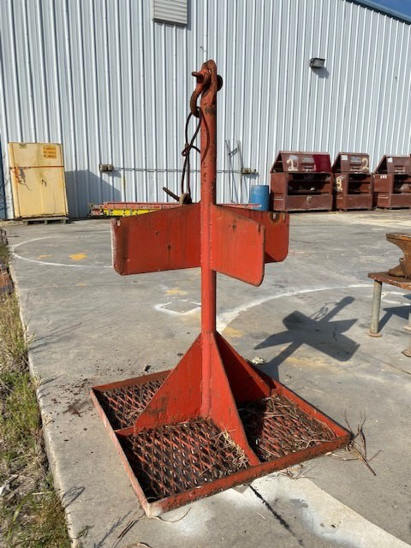 Portable Rigger Chain Stand