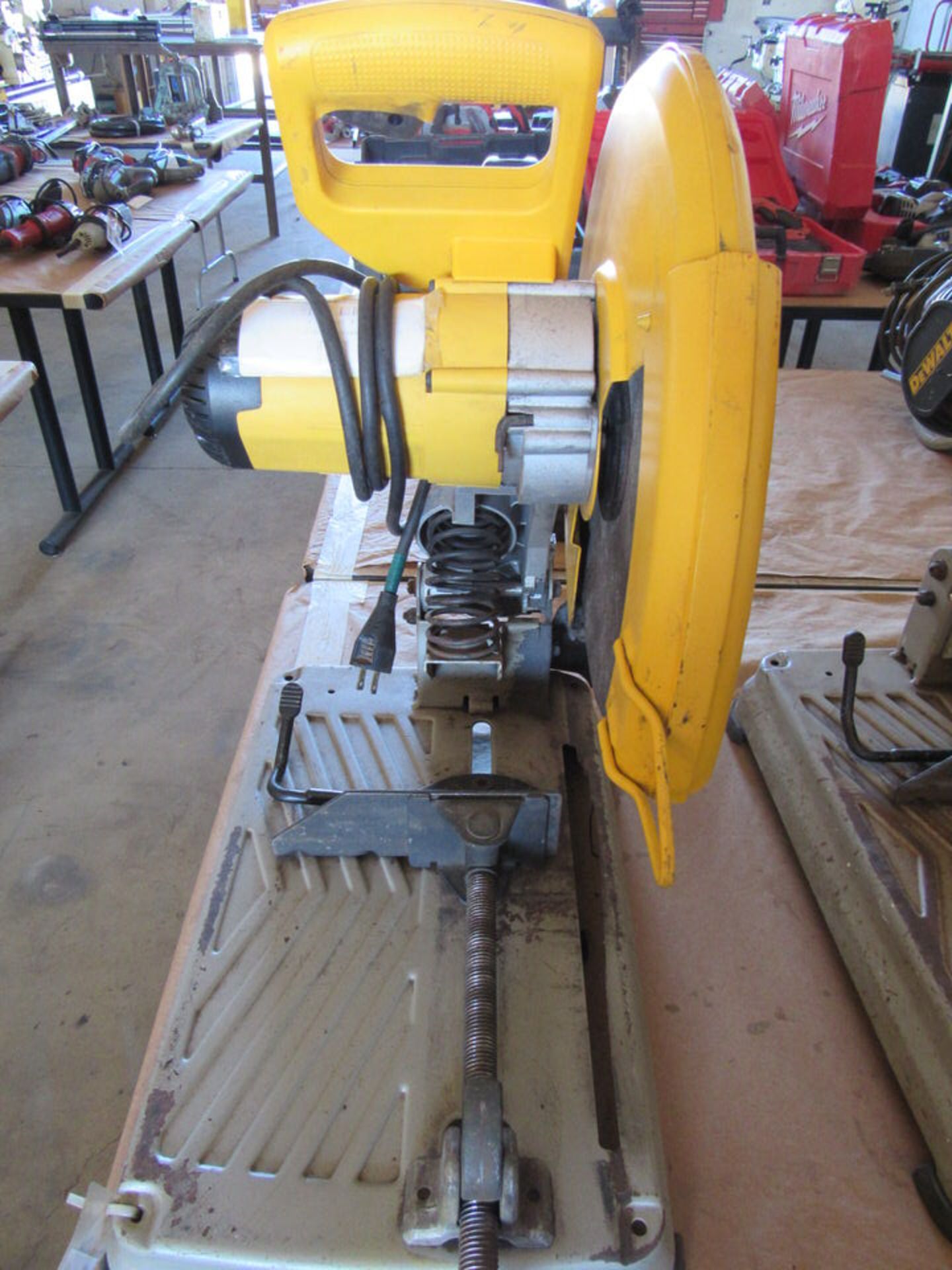 14" DeWalt Metal Cut-Off Saw Model D28715 S/N 140052